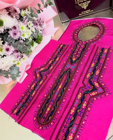 Türkmen fasonlar pombarh fasonlar Fasonlar 2025 fasonlar fason moda modalar Bezen bezen Türkmen fasonlar 2026 Türkmen fasonlar 2025 Türkmen fasonlar 2024 Türkmen fasonlar 2023 turkmenistan türkmenistan turkmen türkmen ashgabat  asgabat aşgabat balkan mary lebap dashoguz dasoguz daşoguz pombarh ponbarhat gulyupek gülýüpek stapel ştapel Gralan Çüýdeşen Abaýa Gadymy Krep Gurultaý 	Keteni Ýüpek Şifon Gipýur Lyon Welwet Atlas Kaşemir Streýç Suzana Ştapel Gülýüpek Pombarh Ýupka Gursakça Aksesuarlar Palto Penjek Okuw eşik Fata Sport eşik Uniforma Nakidka Öýme Şarf kompýuter ýaka ýaglyk Arenda köýnek 2nji el köýnek Taýyn köýnek Matalar Milli lybas milli lybaslar Toý köýnek Toý köýnekler toy koynek toy koynekler gundelik koynekler Gündelik	 
 köýnekler fata koynek Modern taze fason Eskiz koynektm turkmenkoynek türkmenkoynek fason moda moda fasonlar Iş eşik el iş	sada	ýakaly ýakasyz	keşdeli biserli	ýeňli giň nagyşly ýüregi açyk stoýka ýaka ýanly kombinasiýa 	zerli üsti aşak guşakly seçekli gysga ýeňli 