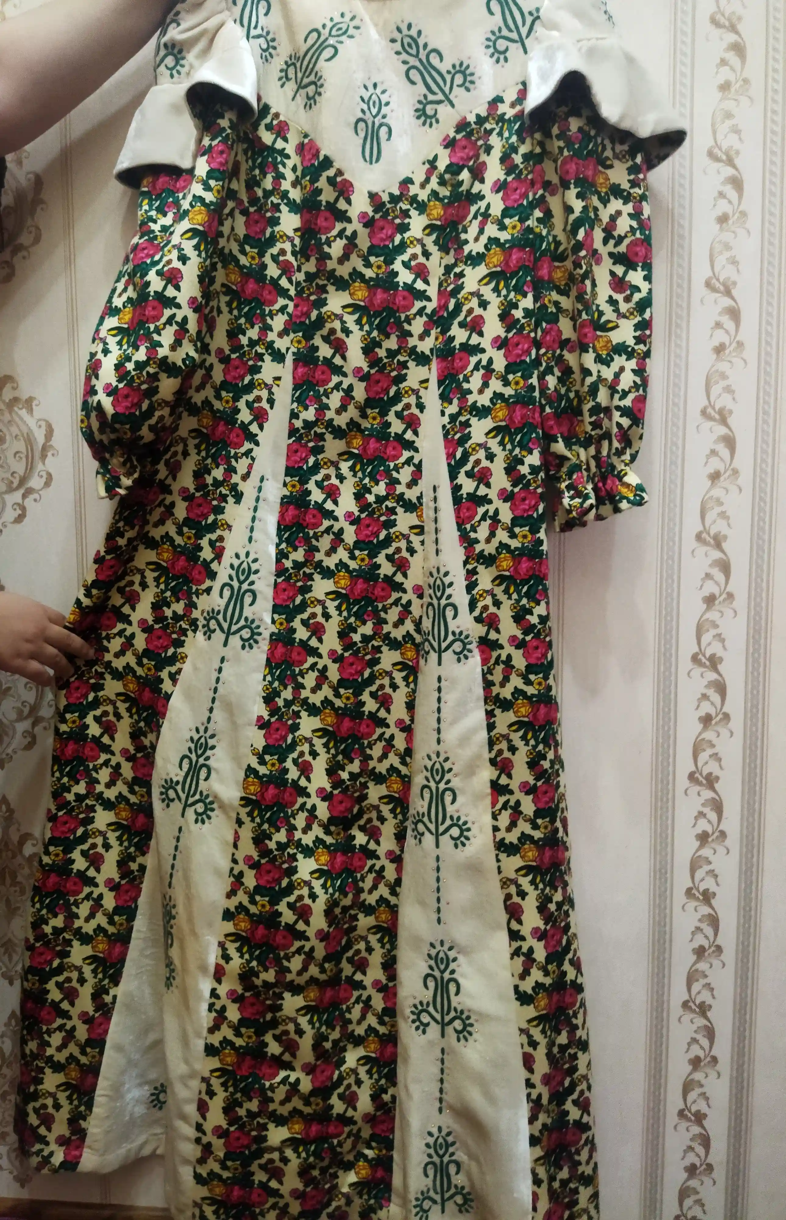 Türkmen fasonlar pombarh fasonlar Fasonlar 2025 fasonlar fason moda modalar Bezen bezen Türkmen fasonlar 2026 Türkmen fasonlar 2025 Türkmen fasonlar 2024 Türkmen fasonlar 2023 turkmenistan türkmenistan turkmen türkmen ashgabat  asgabat aşgabat balkan mary lebap dashoguz dasoguz daşoguz pombarh ponbarhat gulyupek gülýüpek stapel ştapel Gralan Çüýdeşen Abaýa Gadymy Krep Gurultaý 	Keteni Ýüpek Şifon Gipýur Lyon Welwet Atlas Kaşemir Streýç Suzana Ştapel Gülýüpek Pombarh Ýupka Gursakça Aksesuarlar Palto Penjek Okuw eşik Fata Sport eşik Uniforma Nakidka Öýme Şarf kompýuter ýaka ýaglyk Arenda köýnek 2nji el köýnek Taýyn köýnek Matalar Milli lybas milli lybaslar Toý köýnek Toý köýnekler toy koynek toy koynekler gundelik koynekler Gündelik	 
 köýnekler fata koynek Modern taze fason Eskiz koynektm turkmenkoynek türkmenkoynek fason moda moda fasonlar Iş eşik el iş	sada	ýakaly ýakasyz	keşdeli biserli	ýeňli giň nagyşly ýüregi açyk stoýka ýaka ýanly kombinasiýa 	zerli üsti aşak guşakly seçekli gysga ýeňli Toý köýnek gaş, kompýuter ýaka 12-16 Bežewyý  2nji el