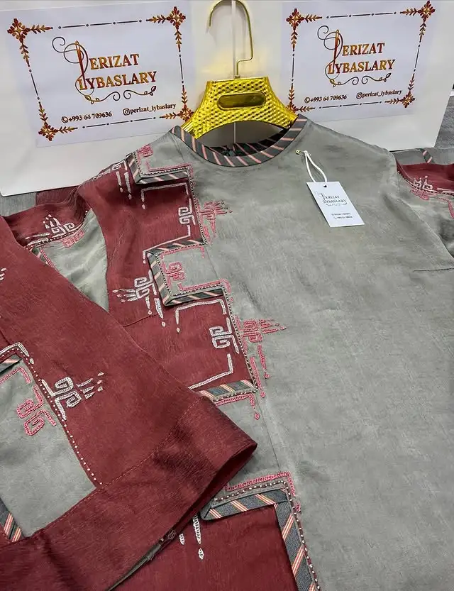 Türkmen fasonlar pombarh fasonlar Fasonlar 2025 fasonlar fason moda modalar Bezen bezen Türkmen fasonlar 2026 Türkmen fasonlar 2025 Türkmen fasonlar 2024 Türkmen fasonlar 2023 turkmenistan türkmenistan turkmen türkmen ashgabat  asgabat aşgabat balkan mary lebap dashoguz dasoguz daşoguz pombarh ponbarhat gulyupek gülýüpek stapel ştapel Gralan Çüýdeşen Abaýa Gadymy Krep Gurultaý 	Keteni Ýüpek Şifon Gipýur Lyon Welwet Atlas Kaşemir Streýç Suzana Ştapel Gülýüpek Pombarh Ýupka Gursakça Aksesuarlar Palto Penjek Okuw eşik Fata Sport eşik Uniforma Nakidka Öýme Şarf kompýuter ýaka ýaglyk Arenda köýnek 2nji el köýnek Taýyn köýnek Matalar Milli lybas milli lybaslar Toý köýnek Toý köýnekler toy koynek toy koynekler gundelik koynekler Gündelik	 
 köýnekler fata koynek Modern taze fason Eskiz koynektm turkmenkoynek türkmenkoynek fason moda moda fasonlar Iş eşik el iş	sada	ýakaly ýakasyz	keşdeli biserli	ýeňli giň nagyşly ýüregi açyk stoýka ýaka ýanly kombinasiýa 	zerli üsti aşak guşakly seçekli gysga ýeňli Gülýüpek Gündelik keşdeli, ýakasyz, ýeňli, giň 26-35 Goýy-gyzyl, Wizon yaz, tomus, guyz