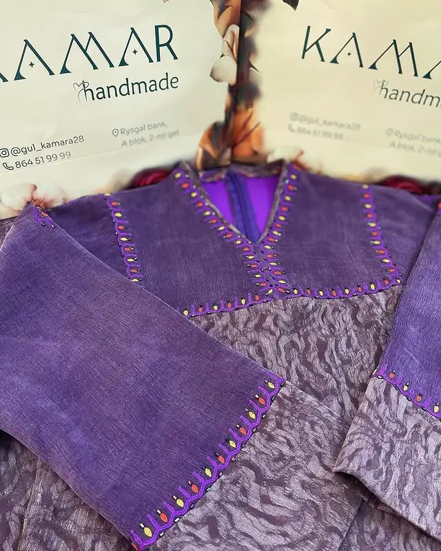 Türkmen fasonlar pombarh fasonlar Fasonlar 2025 fasonlar fason moda modalar Bezen bezen Türkmen fasonlar 2026 Türkmen fasonlar 2025 Türkmen fasonlar 2024 Türkmen fasonlar 2023 turkmenistan türkmenistan turkmen türkmen ashgabat  asgabat aşgabat balkan mary lebap dashoguz dasoguz daşoguz pombarh ponbarhat gulyupek gülýüpek stapel ştapel Gralan Çüýdeşen Abaýa Gadymy Krep Gurultaý 	Keteni Ýüpek Şifon Gipýur Lyon Welwet Atlas Kaşemir Streýç Suzana Ştapel Gülýüpek Pombarh Ýupka Gursakça Aksesuarlar Palto Penjek Okuw eşik Fata Sport eşik Uniforma Nakidka Öýme Şarf kompýuter ýaka ýaglyk Arenda köýnek 2nji el köýnek Taýyn köýnek Matalar Milli lybas milli lybaslar Toý köýnek Toý köýnekler toy koynek toy koynekler gundelik koynekler Gündelik	 
 köýnekler fata koynek Modern taze fason Eskiz koynektm turkmenkoynek türkmenkoynek fason moda moda fasonlar Iş eşik el iş	sada	ýakaly ýakasyz	keşdeli biserli	ýeňli giň nagyşly ýüregi açyk stoýka ýaka ýanly kombinasiýa 	zerli üsti aşak guşakly seçekli gysga ýeňli Gündelik el iş, ýakasyz, ýeňli, giň, gaş 17-25, 26-35 #4B2C75 yaz, tomus, guyz