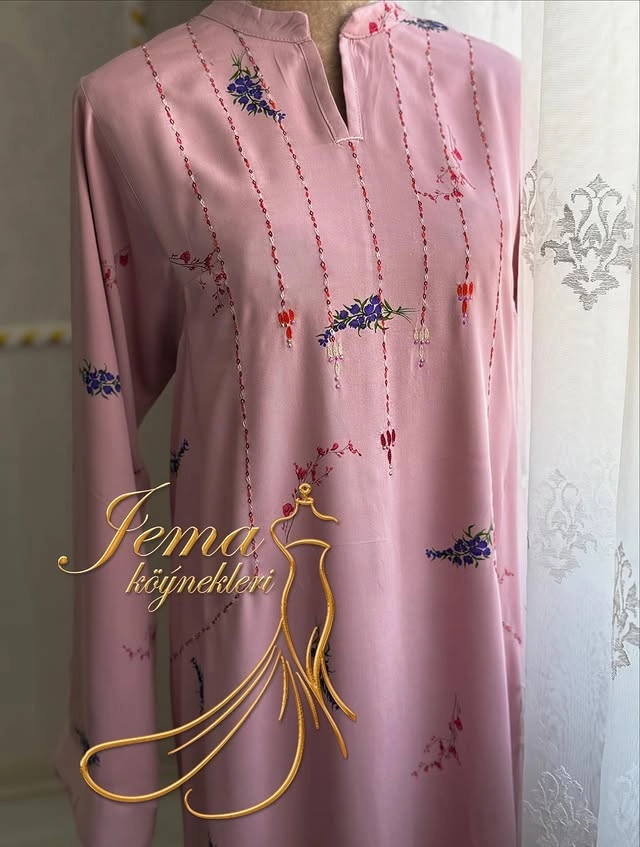 Türkmen fasonlar pombarh fasonlar Fasonlar 2025 fasonlar fason moda modalar Bezen bezen Türkmen fasonlar 2026 Türkmen fasonlar 2025 Türkmen fasonlar 2024 Türkmen fasonlar 2023 turkmenistan türkmenistan turkmen türkmen ashgabat  asgabat aşgabat balkan mary lebap dashoguz dasoguz daşoguz pombarh ponbarhat gulyupek gülýüpek stapel ştapel Gralan Çüýdeşen Abaýa Gadymy Krep Gurultaý 	Keteni Ýüpek Şifon Gipýur Lyon Welwet Atlas Kaşemir Streýç Suzana Ştapel Gülýüpek Pombarh Ýupka Gursakça Aksesuarlar Palto Penjek Okuw eşik Fata Sport eşik Uniforma Nakidka Öýme Şarf kompýuter ýaka ýaglyk Arenda köýnek 2nji el köýnek Taýyn köýnek Matalar Milli lybas milli lybaslar Toý köýnek Toý köýnekler toy koynek toy koynekler gundelik koynekler Gündelik	 
 köýnekler fata koynek Modern taze fason Eskiz koynektm turkmenkoynek türkmenkoynek fason moda moda fasonlar Iş eşik el iş	sada	ýakaly ýakasyz	keşdeli biserli	ýeňli giň nagyşly ýüregi açyk stoýka ýaka ýanly kombinasiýa 	zerli üsti aşak guşakly seçekli gysga ýeňli Ştapel Gündelik sada, ýakasyz, ýeňli, giň 17-25, 26-35 Gülgüne yaz, tomus, guyz