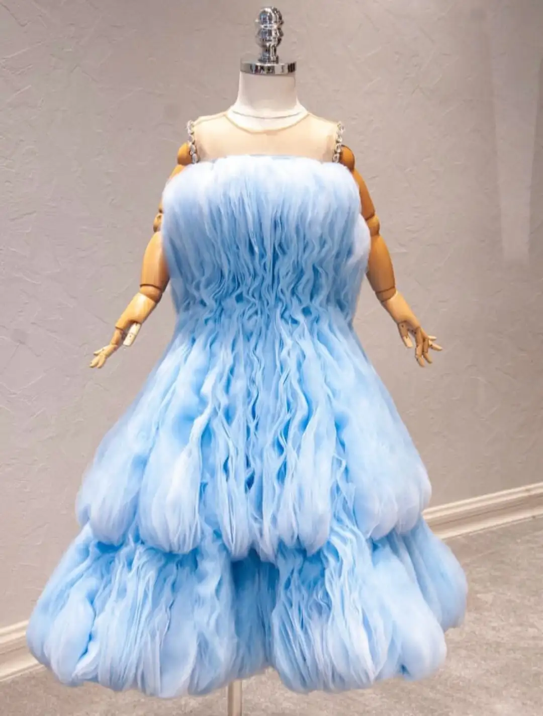 Türkmen fasonlar pombarh fasonlar Fasonlar 2025 fasonlar fason moda modalar Bezen bezen Türkmen fasonlar 2026 Türkmen fasonlar 2025 Türkmen fasonlar 2024 Türkmen fasonlar 2023 turkmenistan türkmenistan turkmen türkmen ashgabat  asgabat aşgabat balkan mary lebap dashoguz dasoguz daşoguz pombarh ponbarhat gulyupek gülýüpek stapel ştapel Gralan Çüýdeşen Abaýa Gadymy Krep Gurultaý 	Keteni Ýüpek Şifon Gipýur Lyon Welwet Atlas Kaşemir Streýç Suzana Ştapel Gülýüpek Pombarh Ýupka Gursakça Aksesuarlar Palto Penjek Okuw eşik Fata Sport eşik Uniforma Nakidka Öýme Şarf kompýuter ýaka ýaglyk Arenda köýnek 2nji el köýnek Taýyn köýnek Matalar Milli lybas milli lybaslar Toý köýnek Toý köýnekler toy koynek toy koynekler gundelik koynekler Gündelik	 
 köýnekler fata koynek Modern taze fason Eskiz koynektm turkmenkoynek türkmenkoynek fason moda moda fasonlar Iş eşik el iş	sada	ýakaly ýakasyz	keşdeli biserli	ýeňli giň nagyşly ýüregi açyk stoýka ýaka ýanly kombinasiýa 	zerli üsti aşak guşakly seçekli gysga ýeňli Toý köýnek, Modern el iş, ýakasyz, gysga ýeňli, giň -12 Gök yaz, tomus, guyz