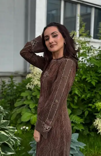 Türkmen fasonlar pombarh fasonlar Fasonlar 2025 fasonlar fason moda modalar Bezen bezen Türkmen fasonlar 2026 Türkmen fasonlar 2025 Türkmen fasonlar 2024 Türkmen fasonlar 2023 turkmenistan türkmenistan turkmen türkmen ashgabat  asgabat aşgabat balkan mary lebap dashoguz dasoguz daşoguz pombarh ponbarhat gulyupek gülýüpek stapel ştapel Gralan Çüýdeşen Abaýa Gadymy Krep Gurultaý 	Keteni Ýüpek Şifon Gipýur Lyon Welwet Atlas Kaşemir Streýç Suzana Ştapel Gülýüpek Pombarh Ýupka Gursakça Aksesuarlar Palto Penjek Okuw eşik Fata Sport eşik Uniforma Nakidka Öýme Şarf kompýuter ýaka ýaglyk Arenda köýnek 2nji el köýnek Taýyn köýnek Matalar Milli lybas milli lybaslar Toý köýnek Toý köýnekler toy koynek toy koynekler gundelik koynekler Gündelik	 
 köýnekler fata koynek Modern taze fason Eskiz koynektm turkmenkoynek türkmenkoynek fason moda moda fasonlar Iş eşik el iş	sada	ýakaly ýakasyz	keşdeli biserli	ýeňli giň nagyşly ýüregi açyk stoýka ýaka ýanly kombinasiýa 	zerli üsti aşak guşakly seçekli gysga ýeňli Gülýüpek Gündelik el iş, ýakaly, ýeňli, giň 26-35 Goňur yaz, tomus, guyz