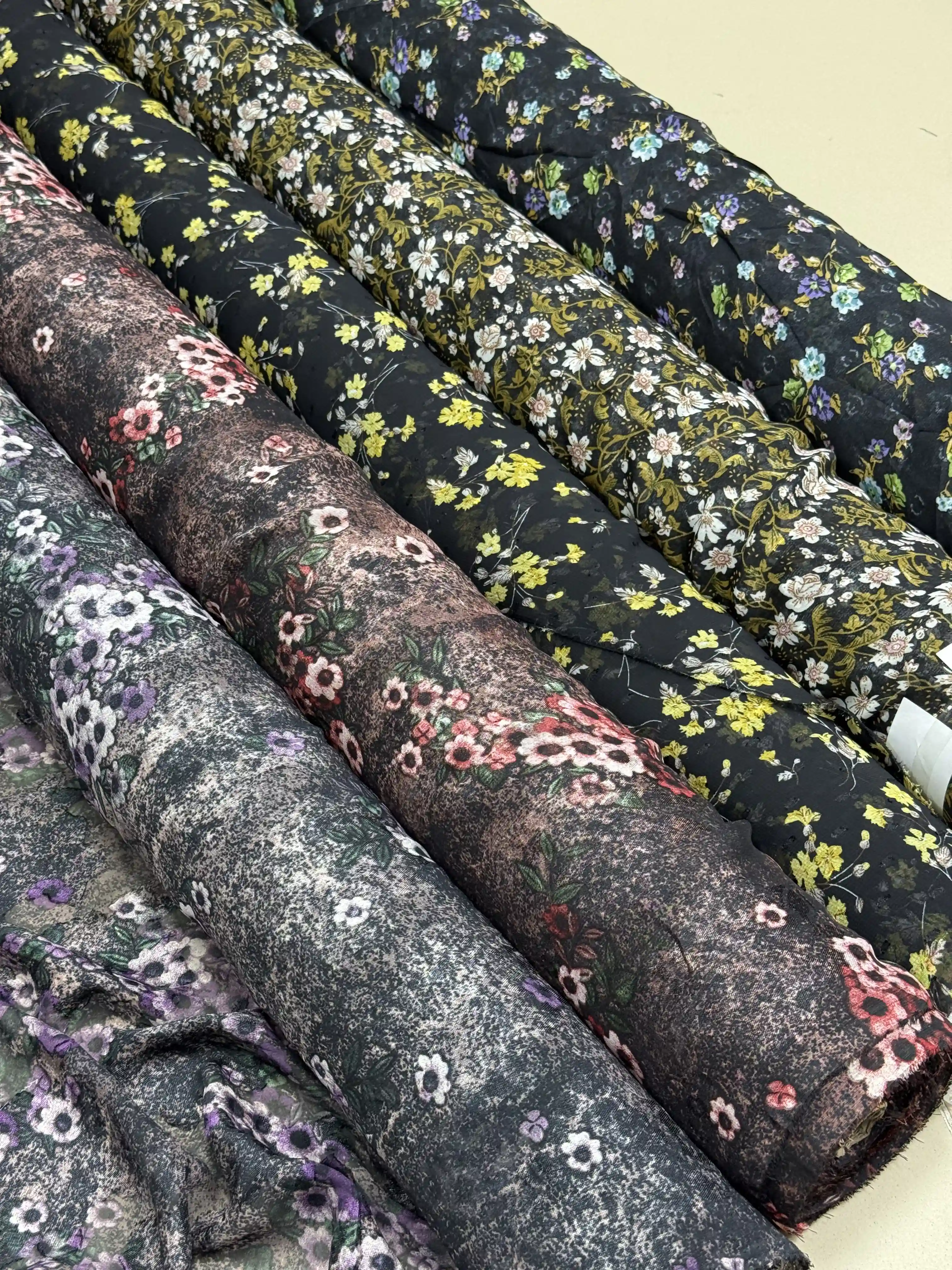 Türkmen fasonlar pombarh fasonlar Fasonlar 2025 fasonlar fason moda modalar Bezen bezen Türkmen fasonlar 2026 Türkmen fasonlar 2025 Türkmen fasonlar 2024 Türkmen fasonlar 2023 turkmenistan türkmenistan turkmen türkmen ashgabat  asgabat aşgabat balkan mary lebap dashoguz dasoguz daşoguz pombarh ponbarhat gulyupek gülýüpek stapel ştapel Gralan Çüýdeşen Abaýa Gadymy Krep Gurultaý 	Keteni Ýüpek Şifon Gipýur Lyon Welwet Atlas Kaşemir Streýç Suzana Ştapel Gülýüpek Pombarh Ýupka Gursakça Aksesuarlar Palto Penjek Okuw eşik Fata Sport eşik Uniforma Nakidka Öýme Şarf kompýuter ýaka ýaglyk Arenda köýnek 2nji el köýnek Taýyn köýnek Matalar Milli lybas milli lybaslar Toý köýnek Toý köýnekler toy koynek toy koynekler gundelik koynekler Gündelik	 
 köýnekler fata koynek Modern taze fason Eskiz koynektm turkmenkoynek türkmenkoynek fason moda moda fasonlar Iş eşik el iş	sada	ýakaly ýakasyz	keşdeli biserli	ýeňli giň nagyşly ýüregi açyk stoýka ýaka ýanly kombinasiýa 	zerli üsti aşak guşakly seçekli gysga ýeňli Şifon     yaz, tomus Matalar