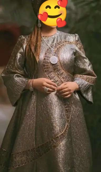 Türkmen fasonlar pombarh fasonlar Fasonlar 2025 fasonlar fason moda modalar Bezen bezen Türkmen fasonlar 2026 Türkmen fasonlar 2025 Türkmen fasonlar 2024 Türkmen fasonlar 2023 turkmenistan türkmenistan turkmen türkmen ashgabat  asgabat aşgabat balkan mary lebap dashoguz dasoguz daşoguz pombarh ponbarhat gulyupek gülýüpek stapel ştapel Gralan Çüýdeşen Abaýa Gadymy Krep Gurultaý 	Keteni Ýüpek Şifon Gipýur Lyon Welwet Atlas Kaşemir Streýç Suzana Ştapel Gülýüpek Pombarh Ýupka Gursakça Aksesuarlar Palto Penjek Okuw eşik Fata Sport eşik Uniforma Nakidka Öýme Şarf kompýuter ýaka ýaglyk Arenda köýnek 2nji el köýnek Taýyn köýnek Matalar Milli lybas milli lybaslar Toý köýnek Toý köýnekler toy koynek toy koynekler gundelik koynekler Gündelik	 
 köýnekler fata koynek Modern taze fason Eskiz koynektm turkmenkoynek türkmenkoynek fason moda moda fasonlar Iş eşik el iş	sada	ýakaly ýakasyz	keşdeli biserli	ýeňli giň nagyşly ýüregi açyk stoýka ýaka ýanly kombinasiýa 	zerli üsti aşak guşakly seçekli gysga ýeňli Gipýur, Şantu, Parça Toý köýnek ýakasyz, ýeňli, giň 17-25, 26-35, 35+  yaz, tomus, guyz, gysh