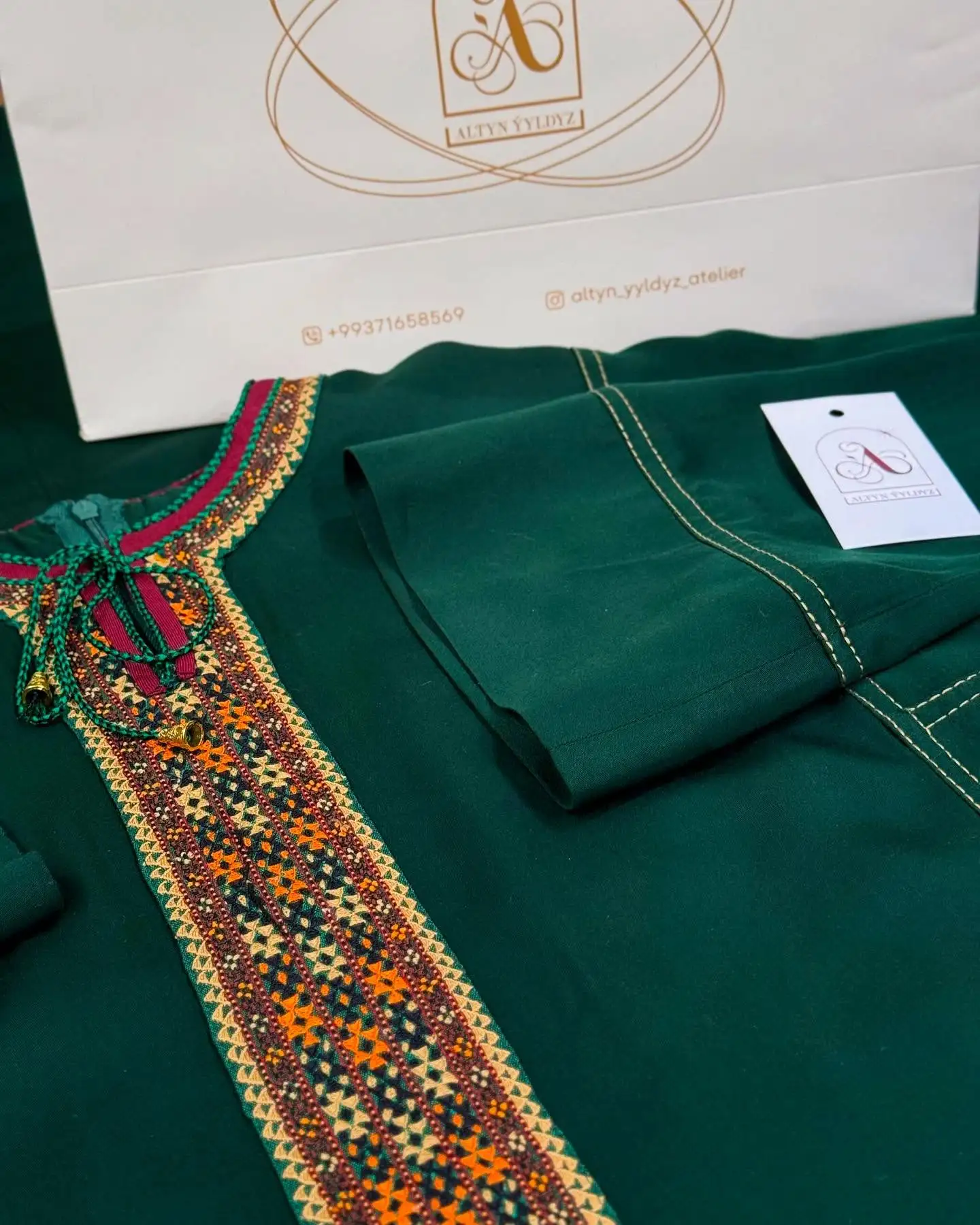 Türkmen fasonlar pombarh fasonlar Fasonlar 2025 fasonlar fason moda modalar Bezen bezen Türkmen fasonlar 2026 Türkmen fasonlar 2025 Türkmen fasonlar 2024 Türkmen fasonlar 2023 turkmenistan türkmenistan turkmen türkmen ashgabat  asgabat aşgabat balkan mary lebap dashoguz dasoguz daşoguz pombarh ponbarhat gulyupek gülýüpek stapel ştapel Gralan Çüýdeşen Abaýa Gadymy Krep Gurultaý 	Keteni Ýüpek Şifon Gipýur Lyon Welwet Atlas Kaşemir Streýç Suzana Ştapel Gülýüpek Pombarh Ýupka Gursakça Aksesuarlar Palto Penjek Okuw eşik Fata Sport eşik Uniforma Nakidka Öýme Şarf kompýuter ýaka ýaglyk Arenda köýnek 2nji el köýnek Taýyn köýnek Matalar Milli lybas milli lybaslar Toý köýnek Toý köýnekler toy koynek toy koynekler gundelik koynekler Gündelik	 
 köýnekler fata koynek Modern taze fason Eskiz koynektm turkmenkoynek türkmenkoynek fason moda moda fasonlar Iş eşik el iş	sada	ýakaly ýakasyz	keşdeli biserli	ýeňli giň nagyşly ýüregi açyk stoýka ýaka ýanly kombinasiýa 	zerli üsti aşak guşakly seçekli gysga ýeňli Ştapel Iş eşik el iş, keşdeli, ýakaly, ýanly, ýeňli, giň 26-35 Goýy-ýaşyl guyz