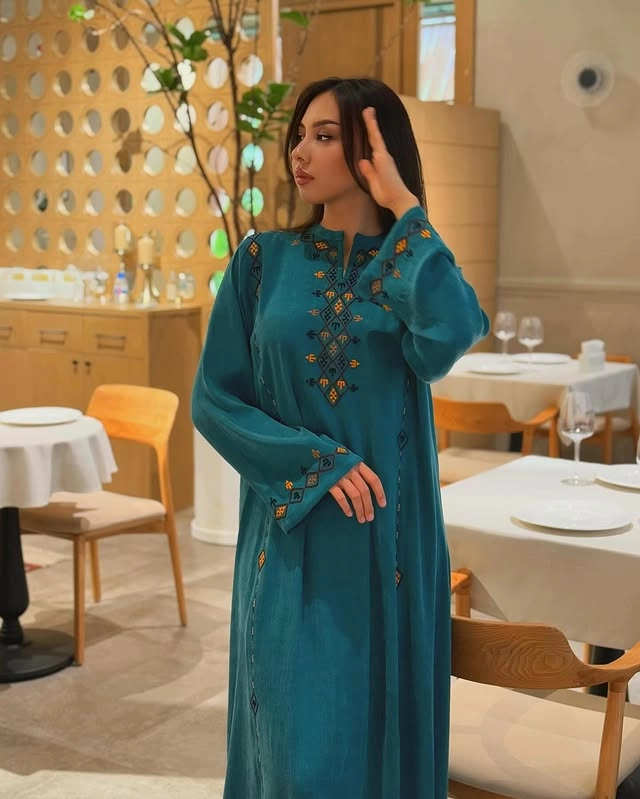 Türkmen fasonlar pombarh fasonlar Fasonlar 2025 fasonlar fason moda modalar Bezen bezen Türkmen fasonlar 2026 Türkmen fasonlar 2025 Türkmen fasonlar 2024 Türkmen fasonlar 2023 turkmenistan türkmenistan turkmen türkmen ashgabat  asgabat aşgabat balkan mary lebap dashoguz dasoguz daşoguz pombarh ponbarhat gulyupek gülýüpek stapel ştapel Gralan Çüýdeşen Abaýa Gadymy Krep Gurultaý 	Keteni Ýüpek Şifon Gipýur Lyon Welwet Atlas Kaşemir Streýç Suzana Ştapel Gülýüpek Pombarh Ýupka Gursakça Aksesuarlar Palto Penjek Okuw eşik Fata Sport eşik Uniforma Nakidka Öýme Şarf kompýuter ýaka ýaglyk Arenda köýnek 2nji el köýnek Taýyn köýnek Matalar Milli lybas milli lybaslar Toý köýnek Toý köýnekler toy koynek toy koynekler gundelik koynekler Gündelik	 
 köýnekler fata koynek Modern taze fason Eskiz koynektm turkmenkoynek türkmenkoynek fason moda moda fasonlar Iş eşik el iş	sada	ýakaly ýakasyz	keşdeli biserli	ýeňli giň nagyşly ýüregi açyk stoýka ýaka ýanly kombinasiýa 	zerli üsti aşak guşakly seçekli gysga ýeňli Gülýüpek Gündelik el iş, ýakaly, ýanly, ýeňli, giň, nagyşly 26-35  yaz, tomus, guyz