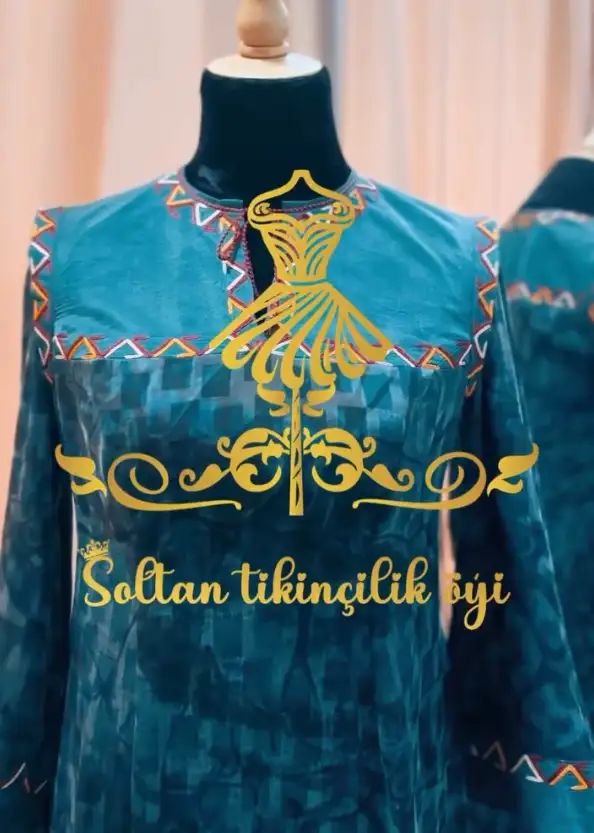 Türkmen fasonlar pombarh fasonlar Fasonlar 2025 fasonlar fason moda modalar Bezen bezen Türkmen fasonlar 2026 Türkmen fasonlar 2025 Türkmen fasonlar 2024 Türkmen fasonlar 2023 turkmenistan türkmenistan turkmen türkmen ashgabat  asgabat aşgabat balkan mary lebap dashoguz dasoguz daşoguz pombarh ponbarhat gulyupek gülýüpek stapel ştapel Gralan Çüýdeşen Abaýa Gadymy Krep Gurultaý 	Keteni Ýüpek Şifon Gipýur Lyon Welwet Atlas Kaşemir Streýç Suzana Ştapel Gülýüpek Pombarh Ýupka Gursakça Aksesuarlar Palto Penjek Okuw eşik Fata Sport eşik Uniforma Nakidka Öýme Şarf kompýuter ýaka ýaglyk Arenda köýnek 2nji el köýnek Taýyn köýnek Matalar Milli lybas milli lybaslar Toý köýnek Toý köýnekler toy koynek toy koynekler gundelik koynekler Gündelik	 
 köýnekler fata koynek Modern taze fason Eskiz koynektm turkmenkoynek türkmenkoynek fason moda moda fasonlar Iş eşik el iş	sada	ýakaly ýakasyz	keşdeli biserli	ýeňli giň nagyşly ýüregi açyk stoýka ýaka ýanly kombinasiýa 	zerli üsti aşak guşakly seçekli gysga ýeňli Gülýüpek Gündelik, Milli lybas el iş, keşdeli, ýakasyz, ýeňli, giň 17-25, 26-35  yaz, tomus, guyz