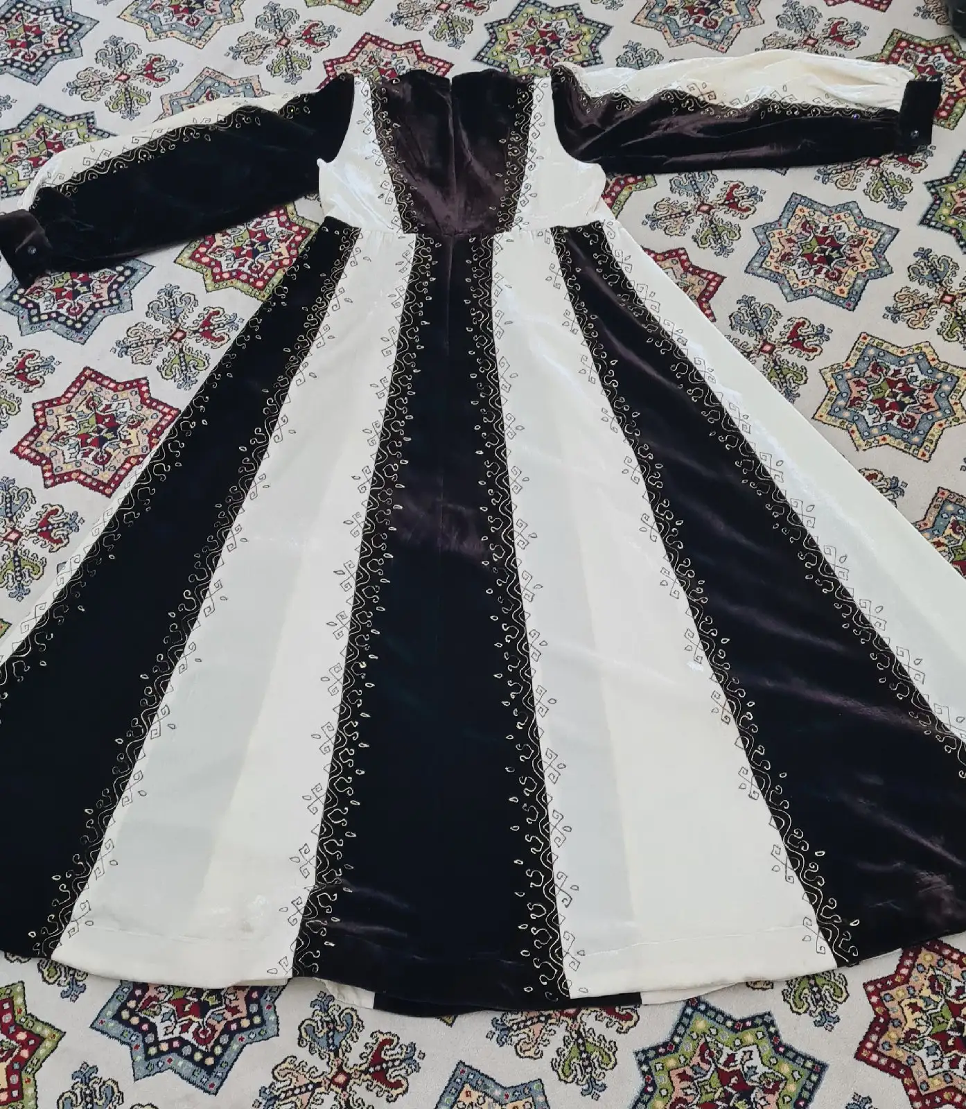 Türkmen fasonlar pombarh fasonlar Fasonlar 2025 fasonlar fason moda modalar Bezen bezen Türkmen fasonlar 2026 Türkmen fasonlar 2025 Türkmen fasonlar 2024 Türkmen fasonlar 2023 turkmenistan türkmenistan turkmen türkmen ashgabat  asgabat aşgabat balkan mary lebap dashoguz dasoguz daşoguz pombarh ponbarhat gulyupek gülýüpek stapel ştapel Gralan Çüýdeşen Abaýa Gadymy Krep Gurultaý 	Keteni Ýüpek Şifon Gipýur Lyon Welwet Atlas Kaşemir Streýç Suzana Ştapel Gülýüpek Pombarh Ýupka Gursakça Aksesuarlar Palto Penjek Okuw eşik Fata Sport eşik Uniforma Nakidka Öýme Şarf kompýuter ýaka ýaglyk Arenda köýnek 2nji el köýnek Taýyn köýnek Matalar Milli lybas milli lybaslar Toý köýnek Toý köýnekler toy koynek toy koynekler gundelik koynekler Gündelik	 
 köýnekler fata koynek Modern taze fason Eskiz koynektm turkmenkoynek türkmenkoynek fason moda moda fasonlar Iş eşik el iş	sada	ýakaly ýakasyz	keşdeli biserli	ýeňli giň nagyşly ýüregi açyk stoýka ýaka ýanly kombinasiýa 	zerli üsti aşak guşakly seçekli gysga ýeňli 