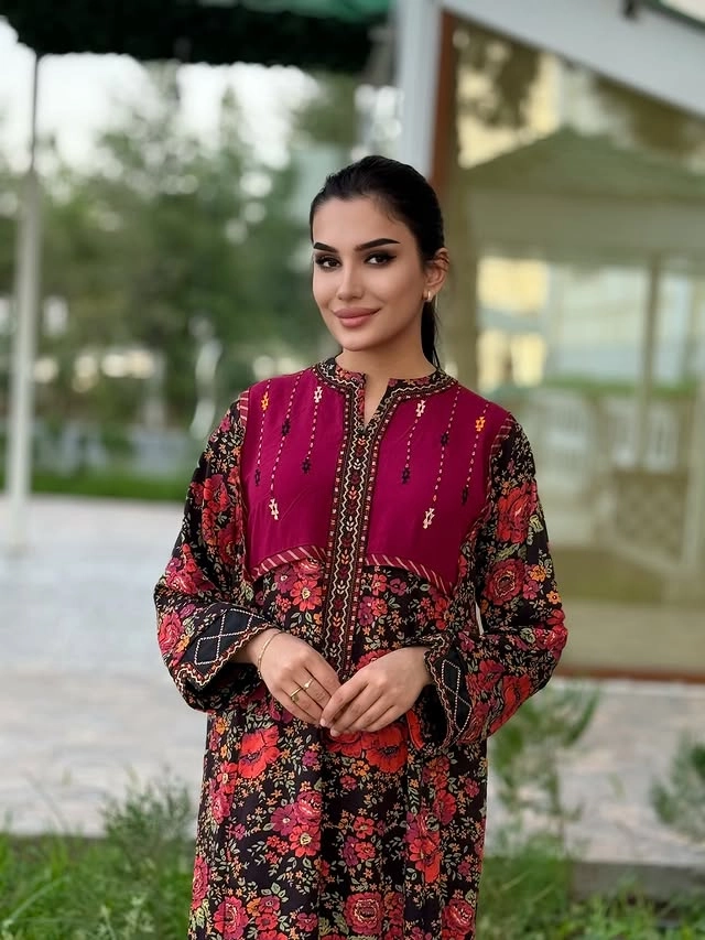 Türkmen fasonlar pombarh fasonlar Fasonlar 2025 fasonlar fason moda modalar Bezen bezen Türkmen fasonlar 2026 Türkmen fasonlar 2025 Türkmen fasonlar 2024 Türkmen fasonlar 2023 turkmenistan türkmenistan turkmen türkmen ashgabat  asgabat aşgabat balkan mary lebap dashoguz dasoguz daşoguz pombarh ponbarhat gulyupek gülýüpek stapel ştapel Gralan Çüýdeşen Abaýa Gadymy Krep Gurultaý 	Keteni Ýüpek Şifon Gipýur Lyon Welwet Atlas Kaşemir Streýç Suzana Ştapel Gülýüpek Pombarh Ýupka Gursakça Aksesuarlar Palto Penjek Okuw eşik Fata Sport eşik Uniforma Nakidka Öýme Şarf kompýuter ýaka ýaglyk Arenda köýnek 2nji el köýnek Taýyn köýnek Matalar Milli lybas milli lybaslar Toý köýnek Toý köýnekler toy koynek toy koynekler gundelik koynekler Gündelik	 
 köýnekler fata koynek Modern taze fason Eskiz koynektm turkmenkoynek türkmenkoynek fason moda moda fasonlar Iş eşik el iş	sada	ýakaly ýakasyz	keşdeli biserli	ýeňli giň nagyşly ýüregi açyk stoýka ýaka ýanly kombinasiýa 	zerli üsti aşak guşakly seçekli gysga ýeňli Ştapel, Gadymy Gündelik keşdeli, ýakaly, ýeňli, giň, kombinasiýa 12-16, 17-25, 26-35, 35+  yaz, tomus, guyz, gysh