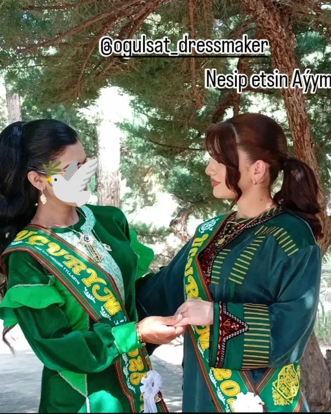 Türkmen fasonlar pombarh fasonlar Fasonlar 2025 fasonlar fason moda modalar Bezen bezen Türkmen fasonlar 2026 Türkmen fasonlar 2025 Türkmen fasonlar 2024 Türkmen fasonlar 2023 turkmenistan türkmenistan turkmen türkmen ashgabat  asgabat aşgabat balkan mary lebap dashoguz dasoguz daşoguz pombarh ponbarhat gulyupek gülýüpek stapel ştapel Gralan Çüýdeşen Abaýa Gadymy Krep Gurultaý 	Keteni Ýüpek Şifon Gipýur Lyon Welwet Atlas Kaşemir Streýç Suzana Ştapel Gülýüpek Pombarh Ýupka Gursakça Aksesuarlar Palto Penjek Okuw eşik Fata Sport eşik Uniforma Nakidka Öýme Şarf kompýuter ýaka ýaglyk Arenda köýnek 2nji el köýnek Taýyn köýnek Matalar Milli lybas milli lybaslar Toý köýnek Toý köýnekler toy koynek toy koynekler gundelik koynekler Gündelik	 
 köýnekler fata koynek Modern taze fason Eskiz koynektm turkmenkoynek türkmenkoynek fason moda moda fasonlar Iş eşik el iş	sada	ýakaly ýakasyz	keşdeli biserli	ýeňli giň nagyşly ýüregi açyk stoýka ýaka ýanly kombinasiýa 	zerli üsti aşak guşakly seçekli gysga ýeňli Keteni, Gülýüpek Toý köýnek, Milli lybas, Modern, Uçurym köýnek ýakaly, ýeňli, nagyşly  Haki, Goýy-ýaşyl