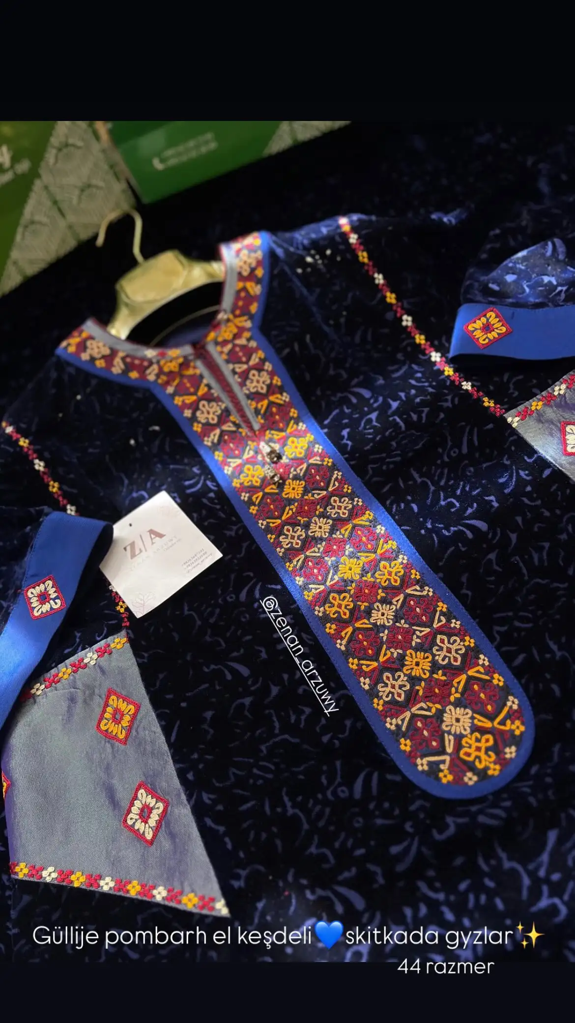 Türkmen fasonlar pombarh fasonlar Fasonlar 2025 fasonlar fason moda modalar Bezen bezen Türkmen fasonlar 2026 Türkmen fasonlar 2025 Türkmen fasonlar 2024 Türkmen fasonlar 2023 turkmenistan türkmenistan turkmen türkmen ashgabat  asgabat aşgabat balkan mary lebap dashoguz dasoguz daşoguz pombarh ponbarhat gulyupek gülýüpek stapel ştapel Gralan Çüýdeşen Abaýa Gadymy Krep Gurultaý 	Keteni Ýüpek Şifon Gipýur Lyon Welwet Atlas Kaşemir Streýç Suzana Ştapel Gülýüpek Pombarh Ýupka Gursakça Aksesuarlar Palto Penjek Okuw eşik Fata Sport eşik Uniforma Nakidka Öýme Şarf kompýuter ýaka ýaglyk Arenda köýnek 2nji el köýnek Taýyn köýnek Matalar Milli lybas milli lybaslar Toý köýnek Toý köýnekler toy koynek toy koynekler gundelik koynekler Gündelik	 
 köýnekler fata koynek Modern taze fason Eskiz koynektm turkmenkoynek türkmenkoynek fason moda moda fasonlar Iş eşik el iş	sada	ýakaly ýakasyz	keşdeli biserli	ýeňli giň nagyşly ýüregi açyk stoýka ýaka ýanly kombinasiýa 	zerli üsti aşak guşakly seçekli gysga ýeňli Panbarhat (Pombarh) Toý köýnek el iş, keşdeli, ýakaly, ýanly, ýeňli, giň, nagyşly 26-35, 35+ Goýy-gök yaz, tomus, guyz