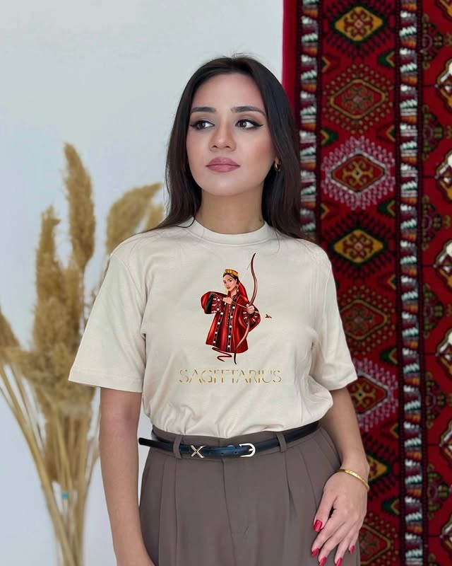 Türkmen fasonlar pombarh fasonlar Fasonlar 2025 fasonlar fason moda modalar Bezen bezen Türkmen fasonlar 2026 Türkmen fasonlar 2025 Türkmen fasonlar 2024 Türkmen fasonlar 2023 turkmenistan türkmenistan turkmen türkmen ashgabat  asgabat aşgabat balkan mary lebap dashoguz dasoguz daşoguz pombarh ponbarhat gulyupek gülýüpek stapel ştapel Gralan Çüýdeşen Abaýa Gadymy Krep Gurultaý 	Keteni Ýüpek Şifon Gipýur Lyon Welwet Atlas Kaşemir Streýç Suzana Ştapel Gülýüpek Pombarh Ýupka Gursakça Aksesuarlar Palto Penjek Okuw eşik Fata Sport eşik Uniforma Nakidka Öýme Şarf kompýuter ýaka ýaglyk Arenda köýnek 2nji el köýnek Taýyn köýnek Matalar Milli lybas milli lybaslar Toý köýnek Toý köýnekler toy koynek toy koynekler gundelik koynekler Gündelik	 
 köýnekler fata koynek Modern taze fason Eskiz koynektm turkmenkoynek türkmenkoynek fason moda moda fasonlar Iş eşik el iş	sada	ýakaly ýakasyz	keşdeli biserli	ýeňli giň nagyşly ýüregi açyk stoýka ýaka ýanly kombinasiýa 	zerli üsti aşak guşakly seçekli gysga ýeňli Modern  12-16, 17-25, 26-35 Bežewyý yaz, tomus, guyz Art eşik