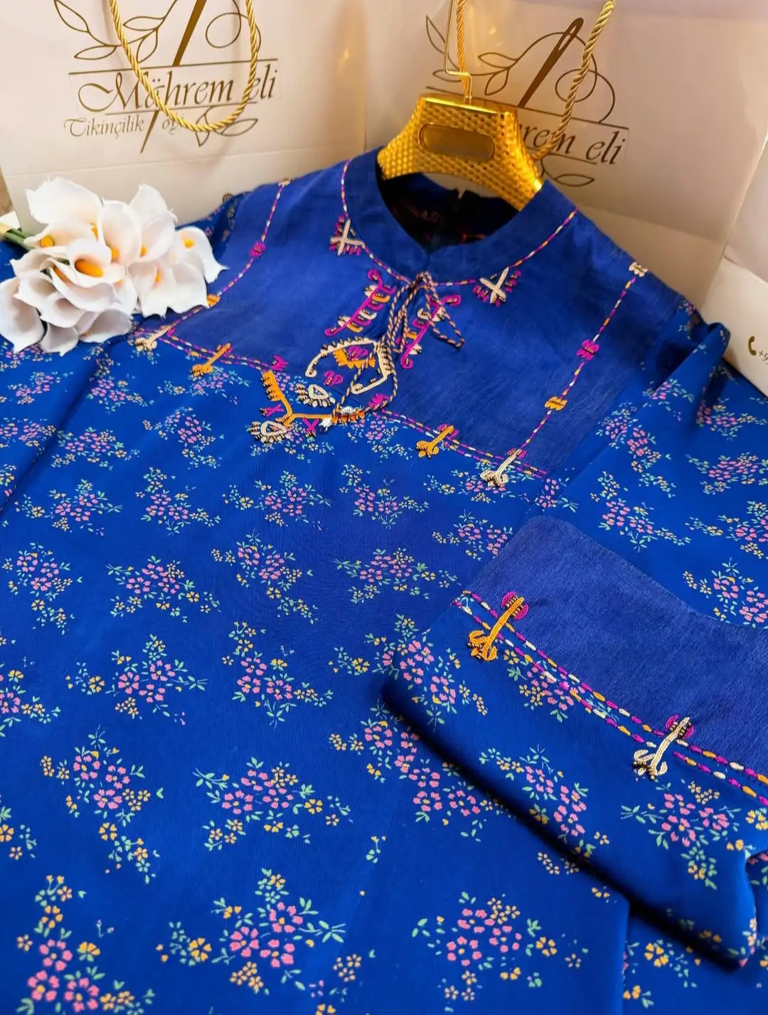 Türkmen fasonlar pombarh fasonlar Fasonlar 2025 fasonlar fason moda modalar Bezen bezen Türkmen fasonlar 2026 Türkmen fasonlar 2025 Türkmen fasonlar 2024 Türkmen fasonlar 2023 turkmenistan türkmenistan turkmen türkmen ashgabat  asgabat aşgabat balkan mary lebap dashoguz dasoguz daşoguz pombarh ponbarhat gulyupek gülýüpek stapel ştapel Gralan Çüýdeşen Abaýa Gadymy Krep Gurultaý 	Keteni Ýüpek Şifon Gipýur Lyon Welwet Atlas Kaşemir Streýç Suzana Ştapel Gülýüpek Pombarh Ýupka Gursakça Aksesuarlar Palto Penjek Okuw eşik Fata Sport eşik Uniforma Nakidka Öýme Şarf kompýuter ýaka ýaglyk Arenda köýnek 2nji el köýnek Taýyn köýnek Matalar Milli lybas milli lybaslar Toý köýnek Toý köýnekler toy koynek toy koynekler gundelik koynekler Gündelik	 
 köýnekler fata koynek Modern taze fason Eskiz koynektm turkmenkoynek türkmenkoynek fason moda moda fasonlar Iş eşik el iş	sada	ýakaly ýakasyz	keşdeli biserli	ýeňli giň nagyşly ýüregi açyk stoýka ýaka ýanly kombinasiýa 	zerli üsti aşak guşakly seçekli gysga ýeňli Ştapel Gündelik, Iş eşik el iş, keşdeli, ýakaly, ýeňli, giň 26-35, 35+ Goýy-gök yaz, tomus, guyz