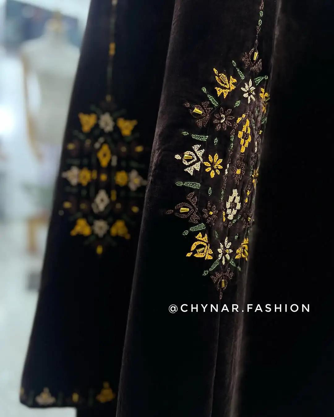 Türkmen fasonlar pombarh fasonlar Fasonlar 2025 fasonlar fason moda modalar Bezen bezen Türkmen fasonlar 2026 Türkmen fasonlar 2025 Türkmen fasonlar 2024 Türkmen fasonlar 2023 turkmenistan türkmenistan turkmen türkmen ashgabat  asgabat aşgabat balkan mary lebap dashoguz dasoguz daşoguz pombarh ponbarhat gulyupek gülýüpek stapel ştapel Gralan Çüýdeşen Abaýa Gadymy Krep Gurultaý 	Keteni Ýüpek Şifon Gipýur Lyon Welwet Atlas Kaşemir Streýç Suzana Ştapel Gülýüpek Pombarh Ýupka Gursakça Aksesuarlar Palto Penjek Okuw eşik Fata Sport eşik Uniforma Nakidka Öýme Şarf kompýuter ýaka ýaglyk Arenda köýnek 2nji el köýnek Taýyn köýnek Matalar Milli lybas milli lybaslar Toý köýnek Toý köýnekler toy koynek toy koynekler gundelik koynekler Gündelik	 
 köýnekler fata koynek Modern taze fason Eskiz koynektm turkmenkoynek türkmenkoynek fason moda moda fasonlar Iş eşik el iş	sada	ýakaly ýakasyz	keşdeli biserli	ýeňli giň nagyşly ýüregi açyk stoýka ýaka ýanly kombinasiýa 	zerli üsti aşak guşakly seçekli gysga ýeňli Panbarhat (Pombarh) Toý köýnek el iş, keşdeli, ýakaly, ýüregi açyk, ýeňli, nagyşly 17-25, 26-35 Goýy-goňur