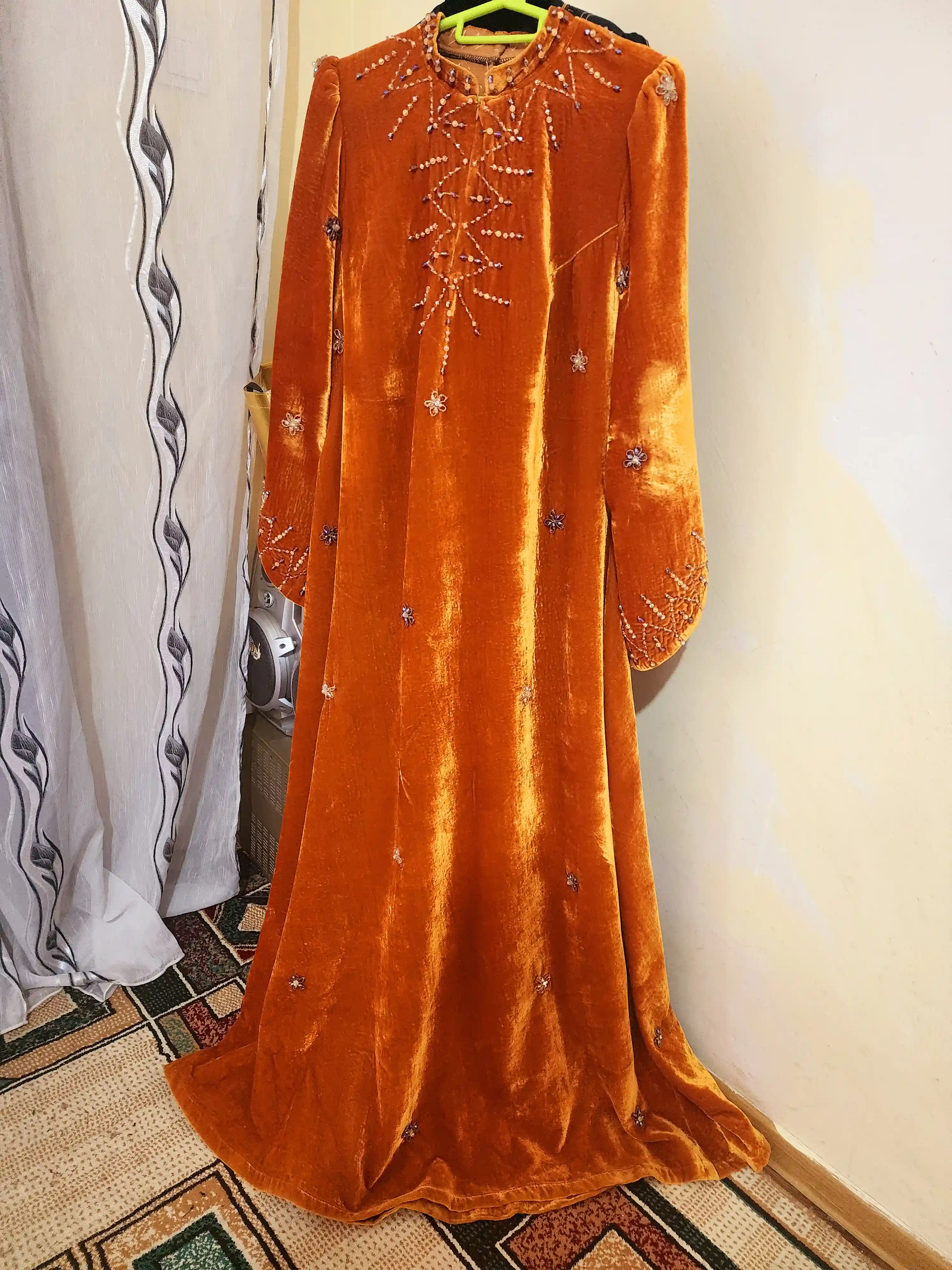 Türkmen fasonlar pombarh fasonlar Fasonlar 2025 fasonlar fason moda modalar Bezen bezen Türkmen fasonlar 2026 Türkmen fasonlar 2025 Türkmen fasonlar 2024 Türkmen fasonlar 2023 turkmenistan türkmenistan turkmen türkmen ashgabat  asgabat aşgabat balkan mary lebap dashoguz dasoguz daşoguz pombarh ponbarhat gulyupek gülýüpek stapel ştapel Gralan Çüýdeşen Abaýa Gadymy Krep Gurultaý 	Keteni Ýüpek Şifon Gipýur Lyon Welwet Atlas Kaşemir Streýç Suzana Ştapel Gülýüpek Pombarh Ýupka Gursakça Aksesuarlar Palto Penjek Okuw eşik Fata Sport eşik Uniforma Nakidka Öýme Şarf kompýuter ýaka ýaglyk Arenda köýnek 2nji el köýnek Taýyn köýnek Matalar Milli lybas milli lybaslar Toý köýnek Toý köýnekler toy koynek toy koynekler gundelik koynekler Gündelik	 
 köýnekler fata koynek Modern taze fason Eskiz koynektm turkmenkoynek türkmenkoynek fason moda moda fasonlar Iş eşik el iş	sada	ýakaly ýakasyz	keşdeli biserli	ýeňli giň nagyşly ýüregi açyk stoýka ýaka ýanly kombinasiýa 	zerli üsti aşak guşakly seçekli gysga ýeňli Ýüň Toý köýnek el iş, ýakasyz, ýanly, ýeňli, giň, 4 iňňe ýaka 26-35, 35+  yaz, tomus, gysh 2nji el