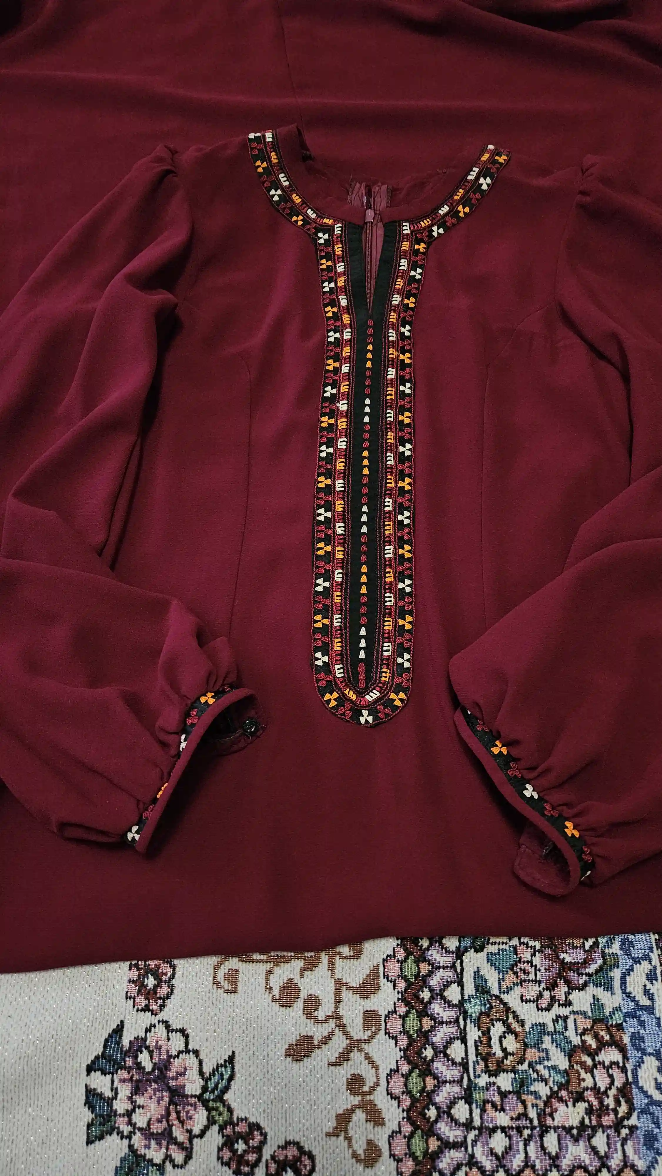 Türkmen fasonlar pombarh fasonlar Fasonlar 2025 fasonlar fason moda modalar Bezen bezen Türkmen fasonlar 2026 Türkmen fasonlar 2025 Türkmen fasonlar 2024 Türkmen fasonlar 2023 turkmenistan türkmenistan turkmen türkmen ashgabat  asgabat aşgabat balkan mary lebap dashoguz dasoguz daşoguz pombarh ponbarhat gulyupek gülýüpek stapel ştapel Gralan Çüýdeşen Abaýa Gadymy Krep Gurultaý 	Keteni Ýüpek Şifon Gipýur Lyon Welwet Atlas Kaşemir Streýç Suzana Ştapel Gülýüpek Pombarh Ýupka Gursakça Aksesuarlar Palto Penjek Okuw eşik Fata Sport eşik Uniforma Nakidka Öýme Şarf kompýuter ýaka ýaglyk Arenda köýnek 2nji el köýnek Taýyn köýnek Matalar Milli lybas milli lybaslar Toý köýnek Toý köýnekler toy koynek toy koynekler gundelik koynekler Gündelik	 
 köýnekler fata koynek Modern taze fason Eskiz koynektm turkmenkoynek türkmenkoynek fason moda moda fasonlar Iş eşik el iş	sada	ýakaly ýakasyz	keşdeli biserli	ýeňli giň nagyşly ýüregi açyk stoýka ýaka ýanly kombinasiýa 	zerli üsti aşak guşakly seçekli gysga ýeňli Suzana Gündelik el iş, keşdeli, ýakaly, ýanly, ýeňli, giň 12-16, 17-25 Goýy-gyzyl yaz, tomus, guyz 2nji el