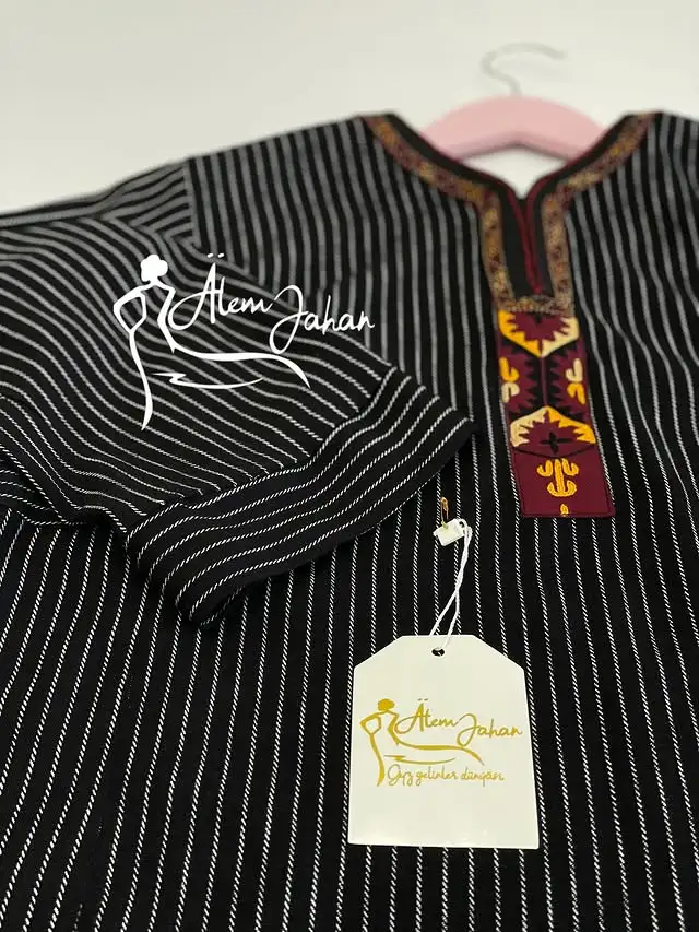 Türkmen fasonlar pombarh fasonlar Fasonlar 2025 fasonlar fason moda modalar Bezen bezen Türkmen fasonlar 2026 Türkmen fasonlar 2025 Türkmen fasonlar 2024 Türkmen fasonlar 2023 turkmenistan türkmenistan turkmen türkmen ashgabat  asgabat aşgabat balkan mary lebap dashoguz dasoguz daşoguz pombarh ponbarhat gulyupek gülýüpek stapel ştapel Gralan Çüýdeşen Abaýa Gadymy Krep Gurultaý 	Keteni Ýüpek Şifon Gipýur Lyon Welwet Atlas Kaşemir Streýç Suzana Ştapel Gülýüpek Pombarh Ýupka Gursakça Aksesuarlar Palto Penjek Okuw eşik Fata Sport eşik Uniforma Nakidka Öýme Şarf kompýuter ýaka ýaglyk Arenda köýnek 2nji el köýnek Taýyn köýnek Matalar Milli lybas milli lybaslar Toý köýnek Toý köýnekler toy koynek toy koynekler gundelik koynekler Gündelik	 
 köýnekler fata koynek Modern taze fason Eskiz koynektm turkmenkoynek türkmenkoynek fason moda moda fasonlar Iş eşik el iş	sada	ýakaly ýakasyz	keşdeli biserli	ýeňli giň nagyşly ýüregi açyk stoýka ýaka ýanly kombinasiýa 	zerli üsti aşak guşakly seçekli gysga ýeňli 