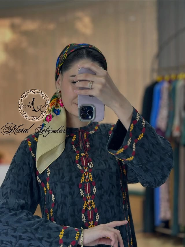 Türkmen fasonlar pombarh fasonlar Fasonlar 2025 fasonlar fason moda modalar Bezen bezen Türkmen fasonlar 2026 Türkmen fasonlar 2025 Türkmen fasonlar 2024 Türkmen fasonlar 2023 turkmenistan türkmenistan turkmen türkmen ashgabat  asgabat aşgabat balkan mary lebap dashoguz dasoguz daşoguz pombarh ponbarhat gulyupek gülýüpek stapel ştapel Gralan Çüýdeşen Abaýa Gadymy Krep Gurultaý 	Keteni Ýüpek Şifon Gipýur Lyon Welwet Atlas Kaşemir Streýç Suzana Ştapel Gülýüpek Pombarh Ýupka Gursakça Aksesuarlar Palto Penjek Okuw eşik Fata Sport eşik Uniforma Nakidka Öýme Şarf kompýuter ýaka ýaglyk Arenda köýnek 2nji el köýnek Taýyn köýnek Matalar Milli lybas milli lybaslar Toý köýnek Toý köýnekler toy koynek toy koynekler gundelik koynekler Gündelik	 
 köýnekler fata koynek Modern taze fason Eskiz koynektm turkmenkoynek türkmenkoynek fason moda moda fasonlar Iş eşik el iş	sada	ýakaly ýakasyz	keşdeli biserli	ýeňli giň nagyşly ýüregi açyk stoýka ýaka ýanly kombinasiýa 	zerli üsti aşak guşakly seçekli gysga ýeňli 