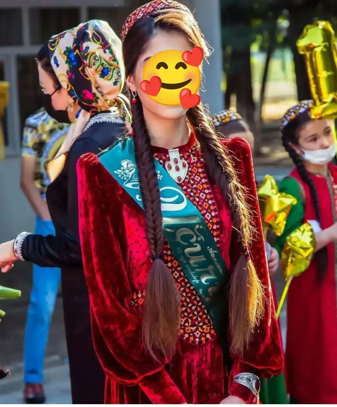 Türkmen fasonlar pombarh fasonlar Fasonlar 2025 fasonlar fason moda modalar Bezen bezen Türkmen fasonlar 2026 Türkmen fasonlar 2025 Türkmen fasonlar 2024 Türkmen fasonlar 2023 turkmenistan türkmenistan turkmen türkmen ashgabat  asgabat aşgabat balkan mary lebap dashoguz dasoguz daşoguz pombarh ponbarhat gulyupek gülýüpek stapel ştapel Gralan Çüýdeşen Abaýa Gadymy Krep Gurultaý 	Keteni Ýüpek Şifon Gipýur Lyon Welwet Atlas Kaşemir Streýç Suzana Ştapel Gülýüpek Pombarh Ýupka Gursakça Aksesuarlar Palto Penjek Okuw eşik Fata Sport eşik Uniforma Nakidka Öýme Şarf kompýuter ýaka ýaglyk Arenda köýnek 2nji el köýnek Taýyn köýnek Matalar Milli lybas milli lybaslar Toý köýnek Toý köýnekler toy koynek toy koynekler gundelik koynekler Gündelik	 
 köýnekler fata koynek Modern taze fason Eskiz koynektm turkmenkoynek türkmenkoynek fason moda moda fasonlar Iş eşik el iş	sada	ýakaly ýakasyz	keşdeli biserli	ýeňli giň nagyşly ýüregi açyk stoýka ýaka ýanly kombinasiýa 	zerli üsti aşak guşakly seçekli gysga ýeňli Uçurym köýnek