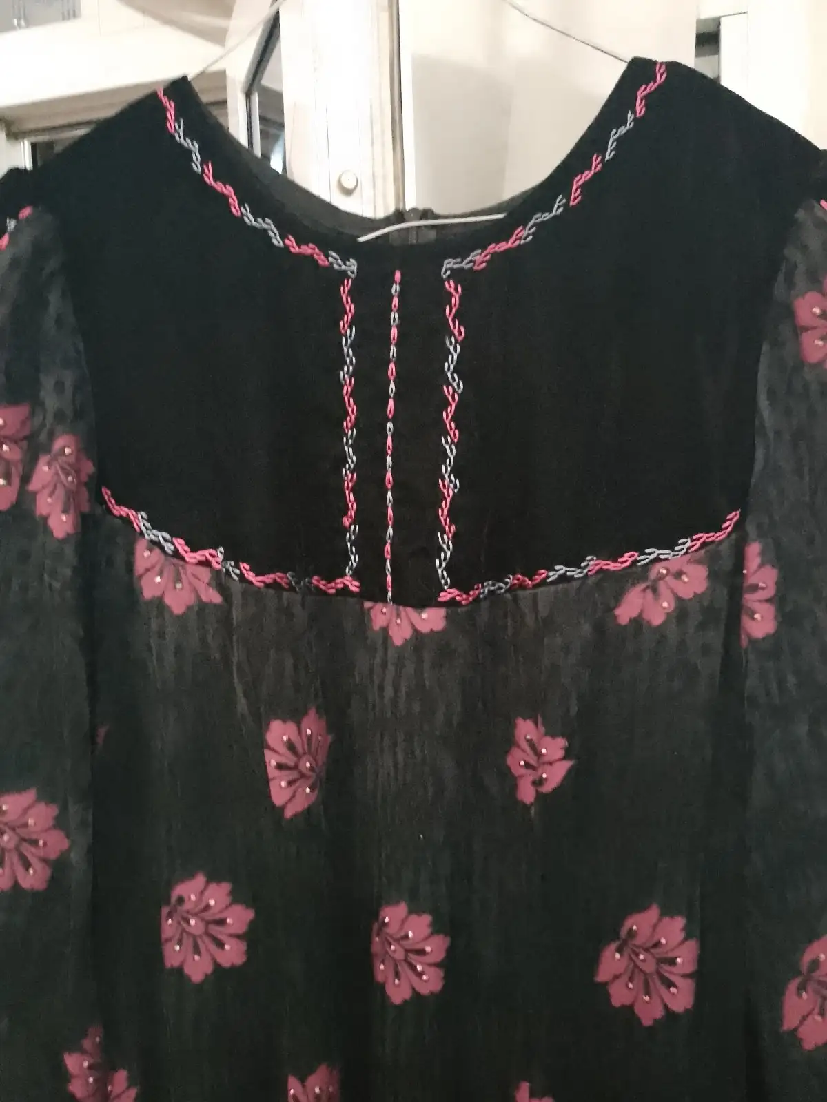 Türkmen fasonlar pombarh fasonlar Fasonlar 2025 fasonlar fason moda modalar Bezen bezen Türkmen fasonlar 2026 Türkmen fasonlar 2025 Türkmen fasonlar 2024 Türkmen fasonlar 2023 turkmenistan türkmenistan turkmen türkmen ashgabat  asgabat aşgabat balkan mary lebap dashoguz dasoguz daşoguz pombarh ponbarhat gulyupek gülýüpek stapel ştapel Gralan Çüýdeşen Abaýa Gadymy Krep Gurultaý 	Keteni Ýüpek Şifon Gipýur Lyon Welwet Atlas Kaşemir Streýç Suzana Ştapel Gülýüpek Pombarh Ýupka Gursakça Aksesuarlar Palto Penjek Okuw eşik Fata Sport eşik Uniforma Nakidka Öýme Şarf kompýuter ýaka ýaglyk Arenda köýnek 2nji el köýnek Taýyn köýnek Matalar Milli lybas milli lybaslar Toý köýnek Toý köýnekler toy koynek toy koynekler gundelik koynekler Gündelik	 
 köýnekler fata koynek Modern taze fason Eskiz koynektm turkmenkoynek türkmenkoynek fason moda moda fasonlar Iş eşik el iş	sada	ýakaly ýakasyz	keşdeli biserli	ýeňli giň nagyşly ýüregi açyk stoýka ýaka ýanly kombinasiýa 	zerli üsti aşak guşakly seçekli gysga ýeňli 