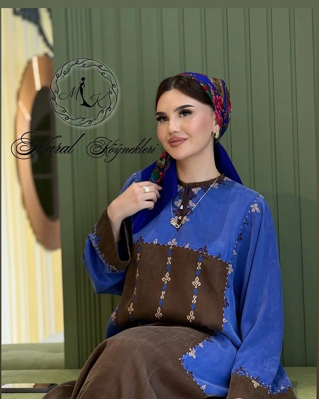 Türkmen fasonlar pombarh fasonlar Fasonlar 2025 fasonlar fason moda modalar Bezen bezen Türkmen fasonlar 2026 Türkmen fasonlar 2025 Türkmen fasonlar 2024 Türkmen fasonlar 2023 turkmenistan türkmenistan turkmen türkmen ashgabat  asgabat aşgabat balkan mary lebap dashoguz dasoguz daşoguz pombarh ponbarhat gulyupek gülýüpek stapel ştapel Gralan Çüýdeşen Abaýa Gadymy Krep Gurultaý 	Keteni Ýüpek Şifon Gipýur Lyon Welwet Atlas Kaşemir Streýç Suzana Ştapel Gülýüpek Pombarh Ýupka Gursakça Aksesuarlar Palto Penjek Okuw eşik Fata Sport eşik Uniforma Nakidka Öýme Şarf kompýuter ýaka ýaglyk Arenda köýnek 2nji el köýnek Taýyn köýnek Matalar Milli lybas milli lybaslar Toý köýnek Toý köýnekler toy koynek toy koynekler gundelik koynekler Gündelik	 
 köýnekler fata koynek Modern taze fason Eskiz koynektm turkmenkoynek türkmenkoynek fason moda moda fasonlar Iş eşik el iş	sada	ýakaly ýakasyz	keşdeli biserli	ýeňli giň nagyşly ýüregi açyk stoýka ýaka ýanly kombinasiýa 	zerli üsti aşak guşakly seçekli gysga ýeňli Gülýüpek Gündelik el iş, keşdeli, ýanly, ýeňli, giň, nagyşly 17-25, 26-35 Goýy-gök, Goňur yaz, tomus, guyz