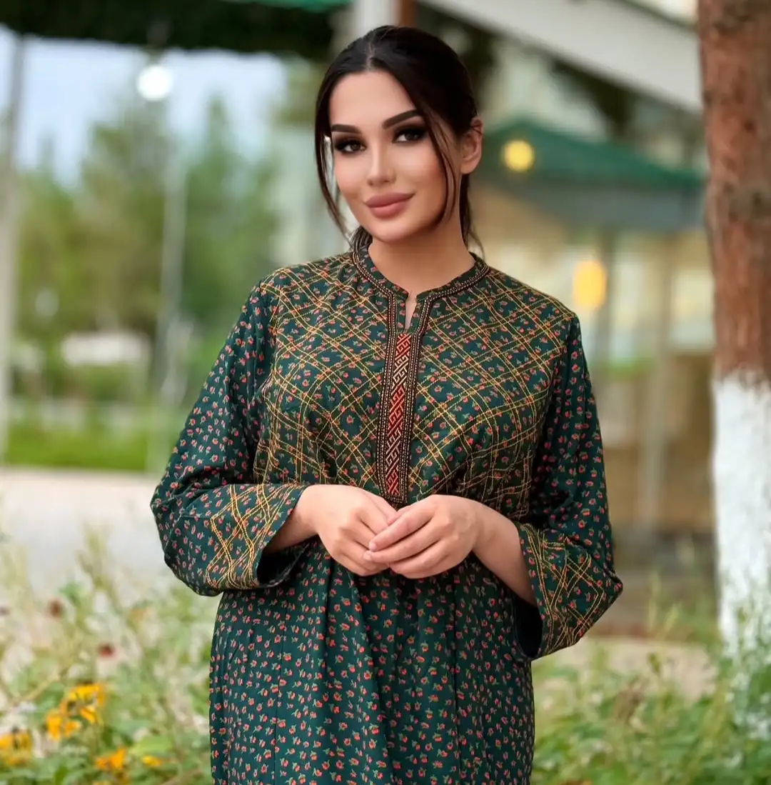 Türkmen fasonlar pombarh fasonlar Fasonlar 2025 fasonlar fason moda modalar Bezen bezen Türkmen fasonlar 2026 Türkmen fasonlar 2025 Türkmen fasonlar 2024 Türkmen fasonlar 2023 turkmenistan türkmenistan turkmen türkmen ashgabat  asgabat aşgabat balkan mary lebap dashoguz dasoguz daşoguz pombarh ponbarhat gulyupek gülýüpek stapel ştapel Gralan Çüýdeşen Abaýa Gadymy Krep Gurultaý 	Keteni Ýüpek Şifon Gipýur Lyon Welwet Atlas Kaşemir Streýç Suzana Ştapel Gülýüpek Pombarh Ýupka Gursakça Aksesuarlar Palto Penjek Okuw eşik Fata Sport eşik Uniforma Nakidka Öýme Şarf kompýuter ýaka ýaglyk Arenda köýnek 2nji el köýnek Taýyn köýnek Matalar Milli lybas milli lybaslar Toý köýnek Toý köýnekler toy koynek toy koynekler gundelik koynekler Gündelik	 
 köýnekler fata koynek Modern taze fason Eskiz koynektm turkmenkoynek türkmenkoynek fason moda moda fasonlar Iş eşik el iş	sada	ýakaly ýakasyz	keşdeli biserli	ýeňli giň nagyşly ýüregi açyk stoýka ýaka ýanly kombinasiýa 	zerli üsti aşak guşakly seçekli gysga ýeňli Ştapel Gündelik el iş, ýakaly, ýeňli, giň 17-25, 26-35 Goýy-ýaşyl tomus, guyz Taýyn köýnek