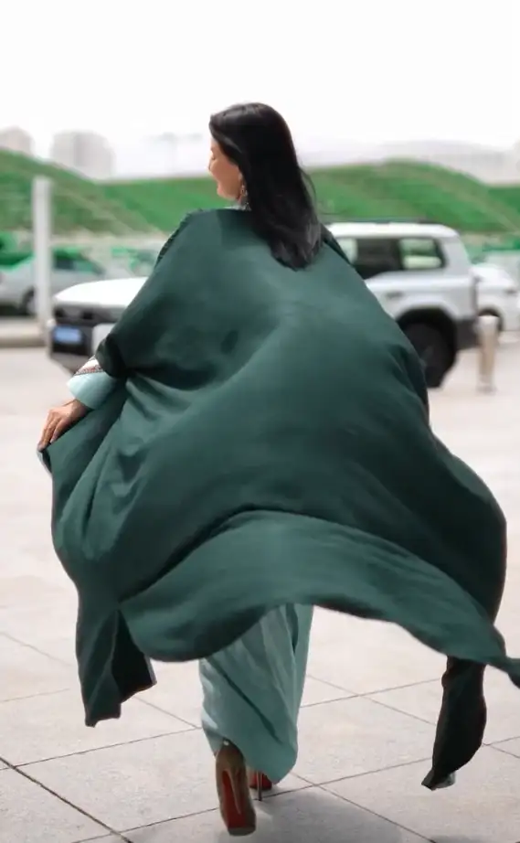 Türkmen fasonlar pombarh fasonlar Fasonlar 2025 fasonlar fason moda modalar Bezen bezen Türkmen fasonlar 2026 Türkmen fasonlar 2025 Türkmen fasonlar 2024 Türkmen fasonlar 2023 turkmenistan türkmenistan turkmen türkmen ashgabat  asgabat aşgabat balkan mary lebap dashoguz dasoguz daşoguz pombarh ponbarhat gulyupek gülýüpek stapel ştapel Gralan Çüýdeşen Abaýa Gadymy Krep Gurultaý 	Keteni Ýüpek Şifon Gipýur Lyon Welwet Atlas Kaşemir Streýç Suzana Ştapel Gülýüpek Pombarh Ýupka Gursakça Aksesuarlar Palto Penjek Okuw eşik Fata Sport eşik Uniforma Nakidka Öýme Şarf kompýuter ýaka ýaglyk Arenda köýnek 2nji el köýnek Taýyn köýnek Matalar Milli lybas milli lybaslar Toý köýnek Toý köýnekler toy koynek toy koynekler gundelik koynekler Gündelik	 
 köýnekler fata koynek Modern taze fason Eskiz koynektm turkmenkoynek türkmenkoynek fason moda moda fasonlar Iş eşik el iş	sada	ýakaly ýakasyz	keşdeli biserli	ýeňli giň nagyşly ýüregi açyk stoýka ýaka ýanly kombinasiýa 	zerli üsti aşak guşakly seçekli gysga ýeňli Abaýa Modern ýakasyz, gysga ýeňli, giň 17-25, 26-35 Gök, Goýy-ýaşyl yaz, tomus, guyz