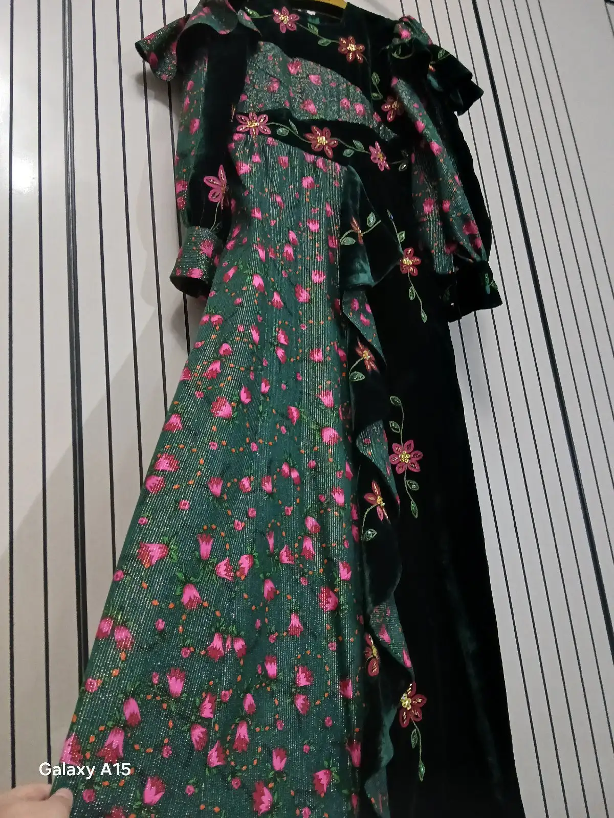 Türkmen fasonlar pombarh fasonlar Fasonlar 2025 fasonlar fason moda modalar Bezen bezen Türkmen fasonlar 2026 Türkmen fasonlar 2025 Türkmen fasonlar 2024 Türkmen fasonlar 2023 turkmenistan türkmenistan turkmen türkmen ashgabat  asgabat aşgabat balkan mary lebap dashoguz dasoguz daşoguz pombarh ponbarhat gulyupek gülýüpek stapel ştapel Gralan Çüýdeşen Abaýa Gadymy Krep Gurultaý 	Keteni Ýüpek Şifon Gipýur Lyon Welwet Atlas Kaşemir Streýç Suzana Ştapel Gülýüpek Pombarh Ýupka Gursakça Aksesuarlar Palto Penjek Okuw eşik Fata Sport eşik Uniforma Nakidka Öýme Şarf kompýuter ýaka ýaglyk Arenda köýnek 2nji el köýnek Taýyn köýnek Matalar Milli lybas milli lybaslar Toý köýnek Toý köýnekler toy koynek toy koynekler gundelik koynekler Gündelik	 
 köýnekler fata koynek Modern taze fason Eskiz koynektm turkmenkoynek türkmenkoynek fason moda moda fasonlar Iş eşik el iş	sada	ýakaly ýakasyz	keşdeli biserli	ýeňli giň nagyşly ýüregi açyk stoýka ýaka ýanly kombinasiýa 	zerli üsti aşak guşakly seçekli gysga ýeňli 