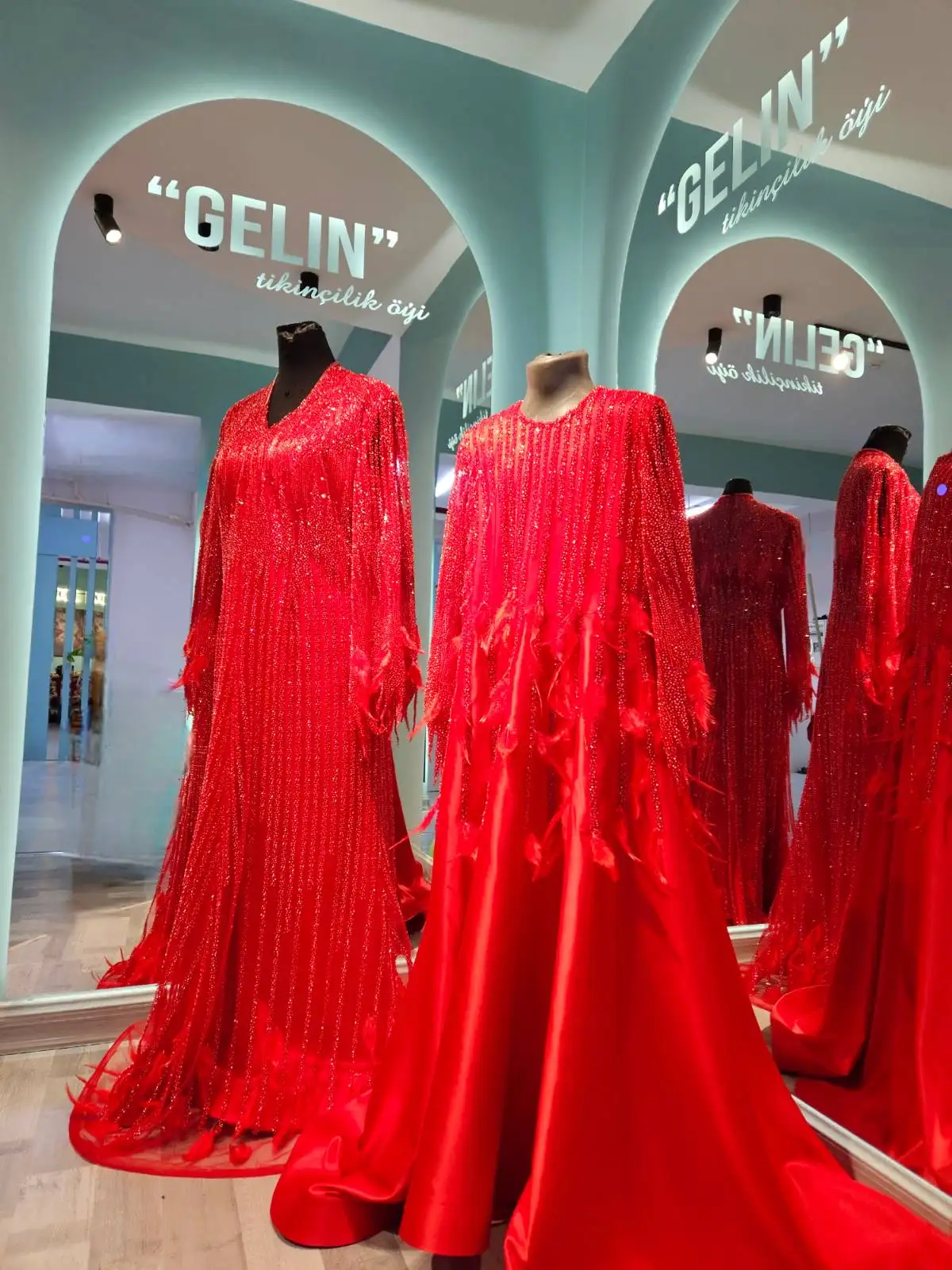 Türkmen fasonlar pombarh fasonlar Fasonlar 2025 fasonlar fason moda modalar Bezen bezen Türkmen fasonlar 2026 Türkmen fasonlar 2025 Türkmen fasonlar 2024 Türkmen fasonlar 2023 turkmenistan türkmenistan turkmen türkmen ashgabat  asgabat aşgabat balkan mary lebap dashoguz dasoguz daşoguz pombarh ponbarhat gulyupek gülýüpek stapel ştapel Gralan Çüýdeşen Abaýa Gadymy Krep Gurultaý 	Keteni Ýüpek Şifon Gipýur Lyon Welwet Atlas Kaşemir Streýç Suzana Ştapel Gülýüpek Pombarh Ýupka Gursakça Aksesuarlar Palto Penjek Okuw eşik Fata Sport eşik Uniforma Nakidka Öýme Şarf kompýuter ýaka ýaglyk Arenda köýnek 2nji el köýnek Taýyn köýnek Matalar Milli lybas milli lybaslar Toý köýnek Toý köýnekler toy koynek toy koynekler gundelik koynekler Gündelik	 
 köýnekler fata koynek Modern taze fason Eskiz koynektm turkmenkoynek türkmenkoynek fason moda moda fasonlar Iş eşik el iş	sada	ýakaly ýakasyz	keşdeli biserli	ýeňli giň nagyşly ýüregi açyk stoýka ýaka ýanly kombinasiýa 	zerli üsti aşak guşakly seçekli gysga ýeňli Gipýur Toý köýnek, Modern sada, ýüregi açyk, zerli 12-16, 17-25 Gyzyl tomus, guyz