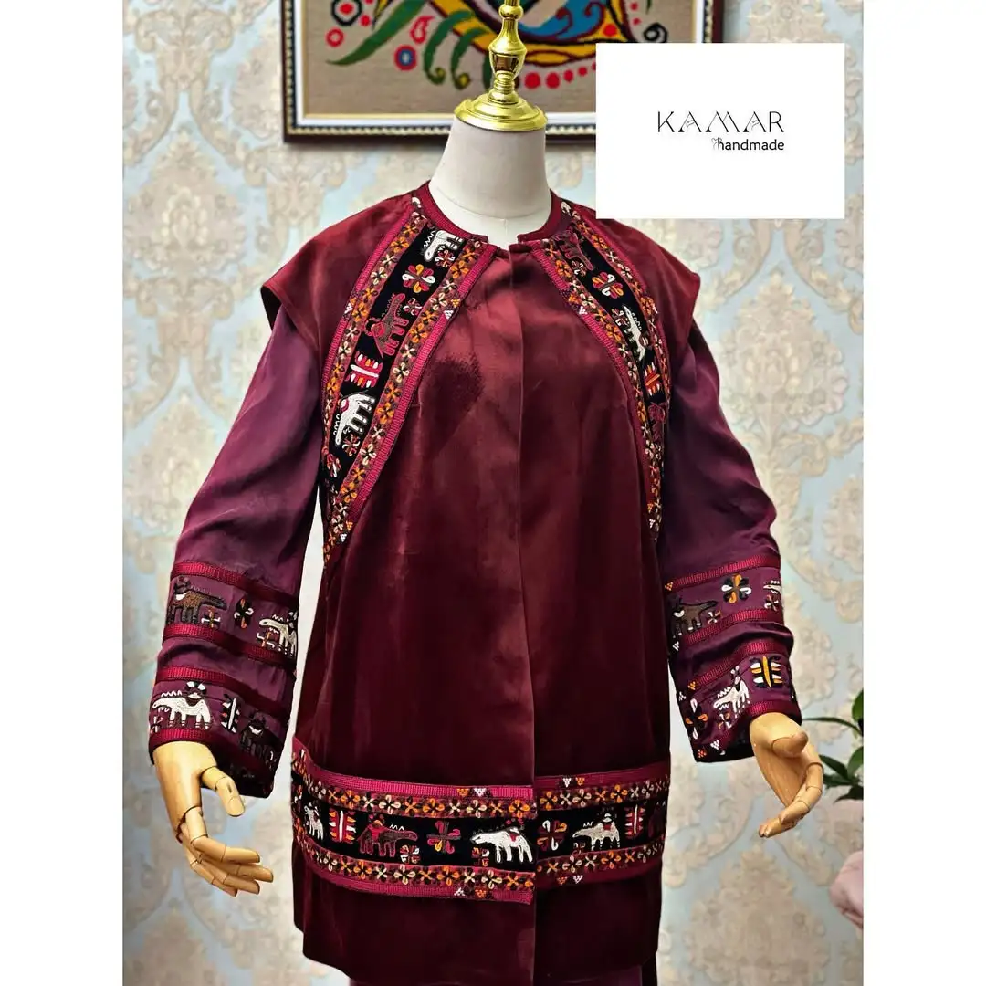 Türkmen fasonlar pombarh fasonlar Fasonlar 2025 fasonlar fason moda modalar Bezen bezen Türkmen fasonlar 2026 Türkmen fasonlar 2025 Türkmen fasonlar 2024 Türkmen fasonlar 2023 turkmenistan türkmenistan turkmen türkmen ashgabat  asgabat aşgabat balkan mary lebap dashoguz dasoguz daşoguz pombarh ponbarhat gulyupek gülýüpek stapel ştapel Gralan Çüýdeşen Abaýa Gadymy Krep Gurultaý 	Keteni Ýüpek Şifon Gipýur Lyon Welwet Atlas Kaşemir Streýç Suzana Ştapel Gülýüpek Pombarh Ýupka Gursakça Aksesuarlar Palto Penjek Okuw eşik Fata Sport eşik Uniforma Nakidka Öýme Şarf kompýuter ýaka ýaglyk Arenda köýnek 2nji el köýnek Taýyn köýnek Matalar Milli lybas milli lybaslar Toý köýnek Toý köýnekler toy koynek toy koynekler gundelik koynekler Gündelik	 
 köýnekler fata koynek Modern taze fason Eskiz koynektm turkmenkoynek türkmenkoynek fason moda moda fasonlar Iş eşik el iş	sada	ýakaly ýakasyz	keşdeli biserli	ýeňli giň nagyşly ýüregi açyk stoýka ýaka ýanly kombinasiýa 	zerli üsti aşak guşakly seçekli gysga ýeňli Gülýüpek Toý köýnek, Gündelik el iş  Goýy-gyzyl