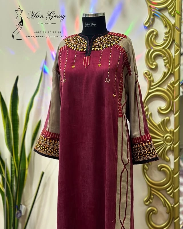 Türkmen fasonlar pombarh fasonlar Fasonlar 2025 fasonlar fason moda modalar Bezen bezen Türkmen fasonlar 2026 Türkmen fasonlar 2025 Türkmen fasonlar 2024 Türkmen fasonlar 2023 turkmenistan türkmenistan turkmen türkmen ashgabat  asgabat aşgabat balkan mary lebap dashoguz dasoguz daşoguz pombarh ponbarhat gulyupek gülýüpek stapel ştapel Gralan Çüýdeşen Abaýa Gadymy Krep Gurultaý 	Keteni Ýüpek Şifon Gipýur Lyon Welwet Atlas Kaşemir Streýç Suzana Ştapel Gülýüpek Pombarh Ýupka Gursakça Aksesuarlar Palto Penjek Okuw eşik Fata Sport eşik Uniforma Nakidka Öýme Şarf kompýuter ýaka ýaglyk Arenda köýnek 2nji el köýnek Taýyn köýnek Matalar Milli lybas milli lybaslar Toý köýnek Toý köýnekler toy koynek toy koynekler gundelik koynekler Gündelik	 
 köýnekler fata koynek Modern taze fason Eskiz koynektm turkmenkoynek türkmenkoynek fason moda moda fasonlar Iş eşik el iş	sada	ýakaly ýakasyz	keşdeli biserli	ýeňli giň nagyşly ýüregi açyk stoýka ýaka ýanly kombinasiýa 	zerli üsti aşak guşakly seçekli gysga ýeňli Gülýüpek Toý köýnek, Milli lybas el iş, keşdeli, ýakaly, ýeňli, giň, nagyşly 26-35, 35+ Goýy-gyzyl, Wizon yaz, tomus, guyz