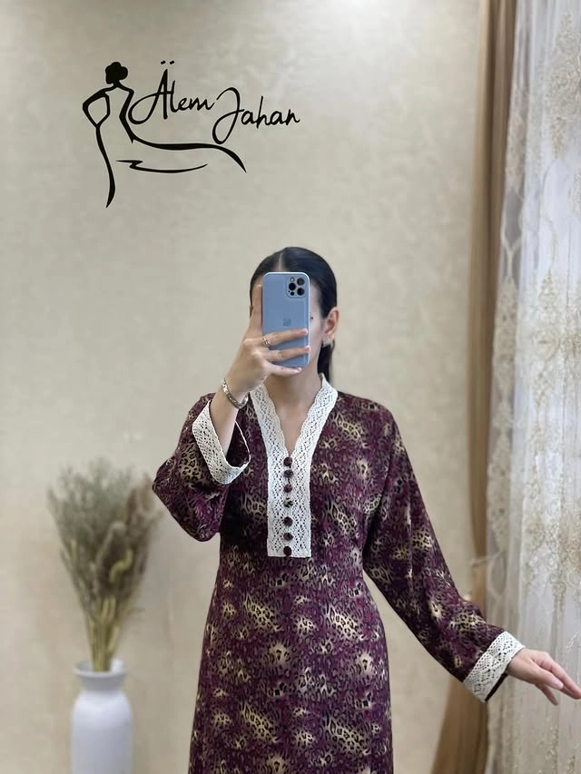 Türkmen fasonlar pombarh fasonlar Fasonlar 2025 fasonlar fason moda modalar Bezen bezen Türkmen fasonlar 2026 Türkmen fasonlar 2025 Türkmen fasonlar 2024 Türkmen fasonlar 2023 turkmenistan türkmenistan turkmen türkmen ashgabat  asgabat aşgabat balkan mary lebap dashoguz dasoguz daşoguz pombarh ponbarhat gulyupek gülýüpek stapel ştapel Gralan Çüýdeşen Abaýa Gadymy Krep Gurultaý 	Keteni Ýüpek Şifon Gipýur Lyon Welwet Atlas Kaşemir Streýç Suzana Ştapel Gülýüpek Pombarh Ýupka Gursakça Aksesuarlar Palto Penjek Okuw eşik Fata Sport eşik Uniforma Nakidka Öýme Şarf kompýuter ýaka ýaglyk Arenda köýnek 2nji el köýnek Taýyn köýnek Matalar Milli lybas milli lybaslar Toý köýnek Toý köýnekler toy koynek toy koynekler gundelik koynekler Gündelik	 
 köýnekler fata koynek Modern taze fason Eskiz koynektm turkmenkoynek türkmenkoynek fason moda moda fasonlar Iş eşik el iş	sada	ýakaly ýakasyz	keşdeli biserli	ýeňli giň nagyşly ýüregi açyk stoýka ýaka ýanly kombinasiýa 	zerli üsti aşak guşakly seçekli gysga ýeňli Ştapel Gündelik ýakasyz, ýeňli, giň 17-25, 26-35 Goýy-gyzyl, Altyn tomus Taýyn köýnek