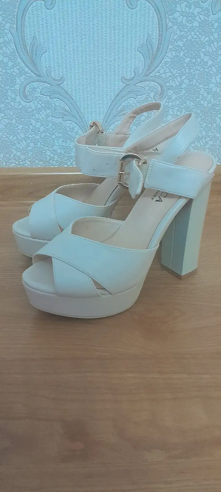 Türkmen fasonlar pombarh fasonlar Fasonlar 2025 fasonlar fason moda modalar Bezen bezen Türkmen fasonlar 2026 Türkmen fasonlar 2025 Türkmen fasonlar 2024 Türkmen fasonlar 2023 turkmenistan türkmenistan turkmen türkmen ashgabat  asgabat aşgabat balkan mary lebap dashoguz dasoguz daşoguz pombarh ponbarhat gulyupek gülýüpek stapel ştapel Gralan Çüýdeşen Abaýa Gadymy Krep Gurultaý 	Keteni Ýüpek Şifon Gipýur Lyon Welwet Atlas Kaşemir Streýç Suzana Ştapel Gülýüpek Pombarh Ýupka Gursakça Aksesuarlar Palto Penjek Okuw eşik Fata Sport eşik Uniforma Nakidka Öýme Şarf kompýuter ýaka ýaglyk Arenda köýnek 2nji el köýnek Taýyn köýnek Matalar Milli lybas milli lybaslar Toý köýnek Toý köýnekler toy koynek toy koynekler gundelik koynekler Gündelik	 
 köýnekler fata koynek Modern taze fason Eskiz koynektm turkmenkoynek türkmenkoynek fason moda moda fasonlar Iş eşik el iş	sada	ýakaly ýakasyz	keşdeli biserli	ýeňli giň nagyşly ýüregi açyk stoýka ýaka ýanly kombinasiýa 	zerli üsti aşak guşakly seçekli gysga ýeňli 