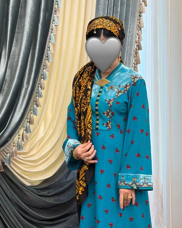 Türkmen fasonlar pombarh fasonlar Fasonlar 2025 fasonlar fason moda modalar Bezen bezen Türkmen fasonlar 2026 Türkmen fasonlar 2025 Türkmen fasonlar 2024 Türkmen fasonlar 2023 turkmenistan türkmenistan turkmen türkmen ashgabat  asgabat aşgabat balkan mary lebap dashoguz dasoguz daşoguz pombarh ponbarhat gulyupek gülýüpek stapel ştapel Gralan Çüýdeşen Abaýa Gadymy Krep Gurultaý 	Keteni Ýüpek Şifon Gipýur Lyon Welwet Atlas Kaşemir Streýç Suzana Ştapel Gülýüpek Pombarh Ýupka Gursakça Aksesuarlar Palto Penjek Okuw eşik Fata Sport eşik Uniforma Nakidka Öýme Şarf kompýuter ýaka ýaglyk Arenda köýnek 2nji el köýnek Taýyn köýnek Matalar Milli lybas milli lybaslar Toý köýnek Toý köýnekler toy koynek toy koynekler gundelik koynekler Gündelik	 
 köýnekler fata koynek Modern taze fason Eskiz koynektm turkmenkoynek türkmenkoynek fason moda moda fasonlar Iş eşik el iş	sada	ýakaly ýakasyz	keşdeli biserli	ýeňli giň nagyşly ýüregi açyk stoýka ýaka ýanly kombinasiýa 	zerli üsti aşak guşakly seçekli gysga ýeňli Toý köýnek el iş, ýakaly, biserli, ýeňli, giň, kombinasiýa 17-25, 26-35, 35+ Gök yaz, tomus