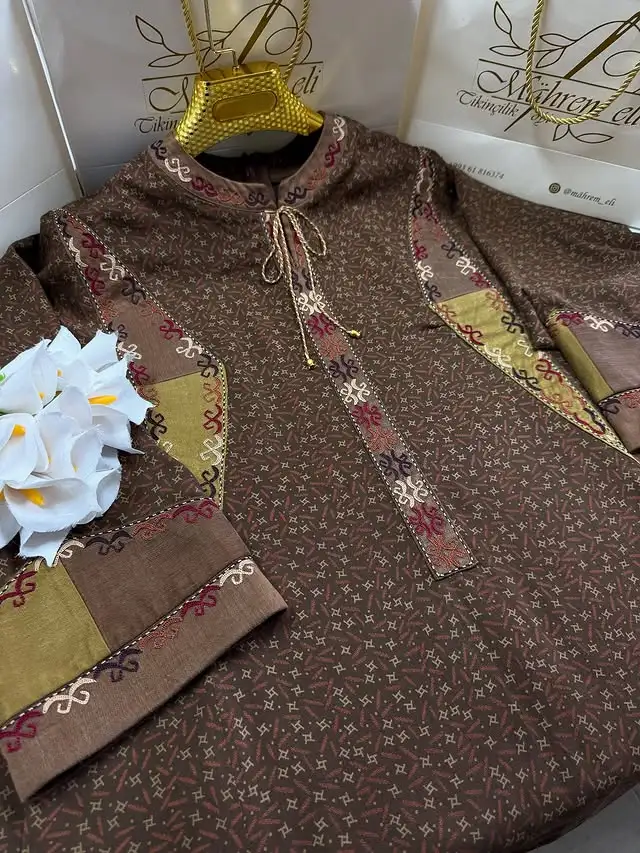 Türkmen fasonlar pombarh fasonlar Fasonlar 2025 fasonlar fason moda modalar Bezen bezen Türkmen fasonlar 2026 Türkmen fasonlar 2025 Türkmen fasonlar 2024 Türkmen fasonlar 2023 turkmenistan türkmenistan turkmen türkmen ashgabat  asgabat aşgabat balkan mary lebap dashoguz dasoguz daşoguz pombarh ponbarhat gulyupek gülýüpek stapel ştapel Gralan Çüýdeşen Abaýa Gadymy Krep Gurultaý 	Keteni Ýüpek Şifon Gipýur Lyon Welwet Atlas Kaşemir Streýç Suzana Ştapel Gülýüpek Pombarh Ýupka Gursakça Aksesuarlar Palto Penjek Okuw eşik Fata Sport eşik Uniforma Nakidka Öýme Şarf kompýuter ýaka ýaglyk Arenda köýnek 2nji el köýnek Taýyn köýnek Matalar Milli lybas milli lybaslar Toý köýnek Toý köýnekler toy koynek toy koynekler gundelik koynekler Gündelik	 
 köýnekler fata koynek Modern taze fason Eskiz koynektm turkmenkoynek türkmenkoynek fason moda moda fasonlar Iş eşik el iş	sada	ýakaly ýakasyz	keşdeli biserli	ýeňli giň nagyşly ýüregi açyk stoýka ýaka ýanly kombinasiýa 	zerli üsti aşak guşakly seçekli gysga ýeňli 