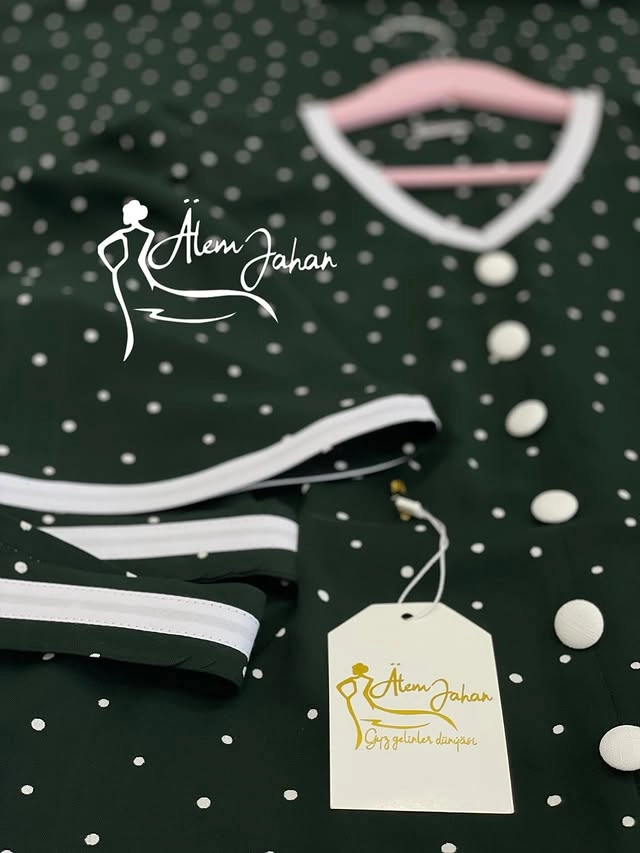 Türkmen fasonlar pombarh fasonlar Fasonlar 2025 fasonlar fason moda modalar Bezen bezen Türkmen fasonlar 2026 Türkmen fasonlar 2025 Türkmen fasonlar 2024 Türkmen fasonlar 2023 turkmenistan türkmenistan turkmen türkmen ashgabat  asgabat aşgabat balkan mary lebap dashoguz dasoguz daşoguz pombarh ponbarhat gulyupek gülýüpek stapel ştapel Gralan Çüýdeşen Abaýa Gadymy Krep Gurultaý 	Keteni Ýüpek Şifon Gipýur Lyon Welwet Atlas Kaşemir Streýç Suzana Ştapel Gülýüpek Pombarh Ýupka Gursakça Aksesuarlar Palto Penjek Okuw eşik Fata Sport eşik Uniforma Nakidka Öýme Şarf kompýuter ýaka ýaglyk Arenda köýnek 2nji el köýnek Taýyn köýnek Matalar Milli lybas milli lybaslar Toý köýnek Toý köýnekler toy koynek toy koynekler gundelik koynekler Gündelik	 
 köýnekler fata koynek Modern taze fason Eskiz koynektm turkmenkoynek türkmenkoynek fason moda moda fasonlar Iş eşik el iş	sada	ýakaly ýakasyz	keşdeli biserli	ýeňli giň nagyşly ýüregi açyk stoýka ýaka ýanly kombinasiýa 	zerli üsti aşak guşakly seçekli gysga ýeňli Ştapel Gündelik ýakasyz, gysga ýeňli, giň 17-25, 26-35 Goýy-ýaşyl tomus