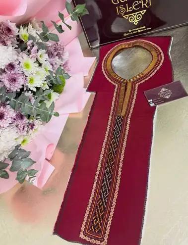 Türkmen fasonlar pombarh fasonlar Fasonlar 2025 fasonlar fason moda modalar Bezen bezen Türkmen fasonlar 2026 Türkmen fasonlar 2025 Türkmen fasonlar 2024 Türkmen fasonlar 2023 turkmenistan türkmenistan turkmen türkmen ashgabat  asgabat aşgabat balkan mary lebap dashoguz dasoguz daşoguz pombarh ponbarhat gulyupek gülýüpek stapel ştapel Gralan Çüýdeşen Abaýa Gadymy Krep Gurultaý 	Keteni Ýüpek Şifon Gipýur Lyon Welwet Atlas Kaşemir Streýç Suzana Ştapel Gülýüpek Pombarh Ýupka Gursakça Aksesuarlar Palto Penjek Okuw eşik Fata Sport eşik Uniforma Nakidka Öýme Şarf kompýuter ýaka ýaglyk Arenda köýnek 2nji el köýnek Taýyn köýnek Matalar Milli lybas milli lybaslar Toý köýnek Toý köýnekler toy koynek toy koynekler gundelik koynekler Gündelik	 
 köýnekler fata koynek Modern taze fason Eskiz koynektm turkmenkoynek türkmenkoynek fason moda moda fasonlar Iş eşik el iş	sada	ýakaly ýakasyz	keşdeli biserli	ýeňli giň nagyşly ýüregi açyk stoýka ýaka ýanly kombinasiýa 	zerli üsti aşak guşakly seçekli gysga ýeňli 