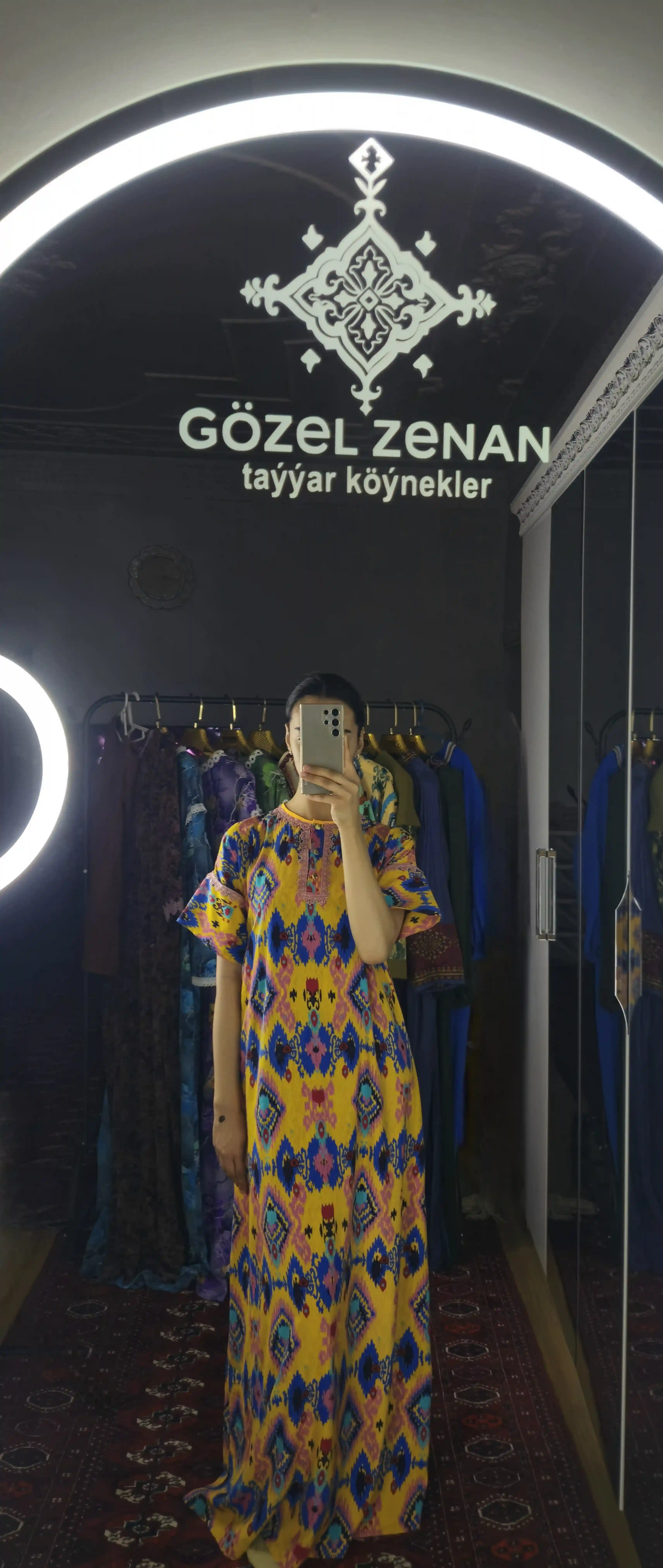 Türkmen fasonlar pombarh fasonlar Fasonlar 2025 fasonlar fason moda modalar Bezen bezen Türkmen fasonlar 2026 Türkmen fasonlar 2025 Türkmen fasonlar 2024 Türkmen fasonlar 2023 turkmenistan türkmenistan turkmen türkmen ashgabat  asgabat aşgabat balkan mary lebap dashoguz dasoguz daşoguz pombarh ponbarhat gulyupek gülýüpek stapel ştapel Gralan Çüýdeşen Abaýa Gadymy Krep Gurultaý 	Keteni Ýüpek Şifon Gipýur Lyon Welwet Atlas Kaşemir Streýç Suzana Ştapel Gülýüpek Pombarh Ýupka Gursakça Aksesuarlar Palto Penjek Okuw eşik Fata Sport eşik Uniforma Nakidka Öýme Şarf kompýuter ýaka ýaglyk Arenda köýnek 2nji el köýnek Taýyn köýnek Matalar Milli lybas milli lybaslar Toý köýnek Toý köýnekler toy koynek toy koynekler gundelik koynekler Gündelik	 
 köýnekler fata koynek Modern taze fason Eskiz koynektm turkmenkoynek türkmenkoynek fason moda moda fasonlar Iş eşik el iş	sada	ýakaly ýakasyz	keşdeli biserli	ýeňli giň nagyşly ýüregi açyk stoýka ýaka ýanly kombinasiýa 	zerli üsti aşak guşakly seçekli gysga ýeňli Ştapel Gündelik sada, gysga ýeňli 17-25, 26-35 Sary yaz, tomus, guyz Taýyn köýnek