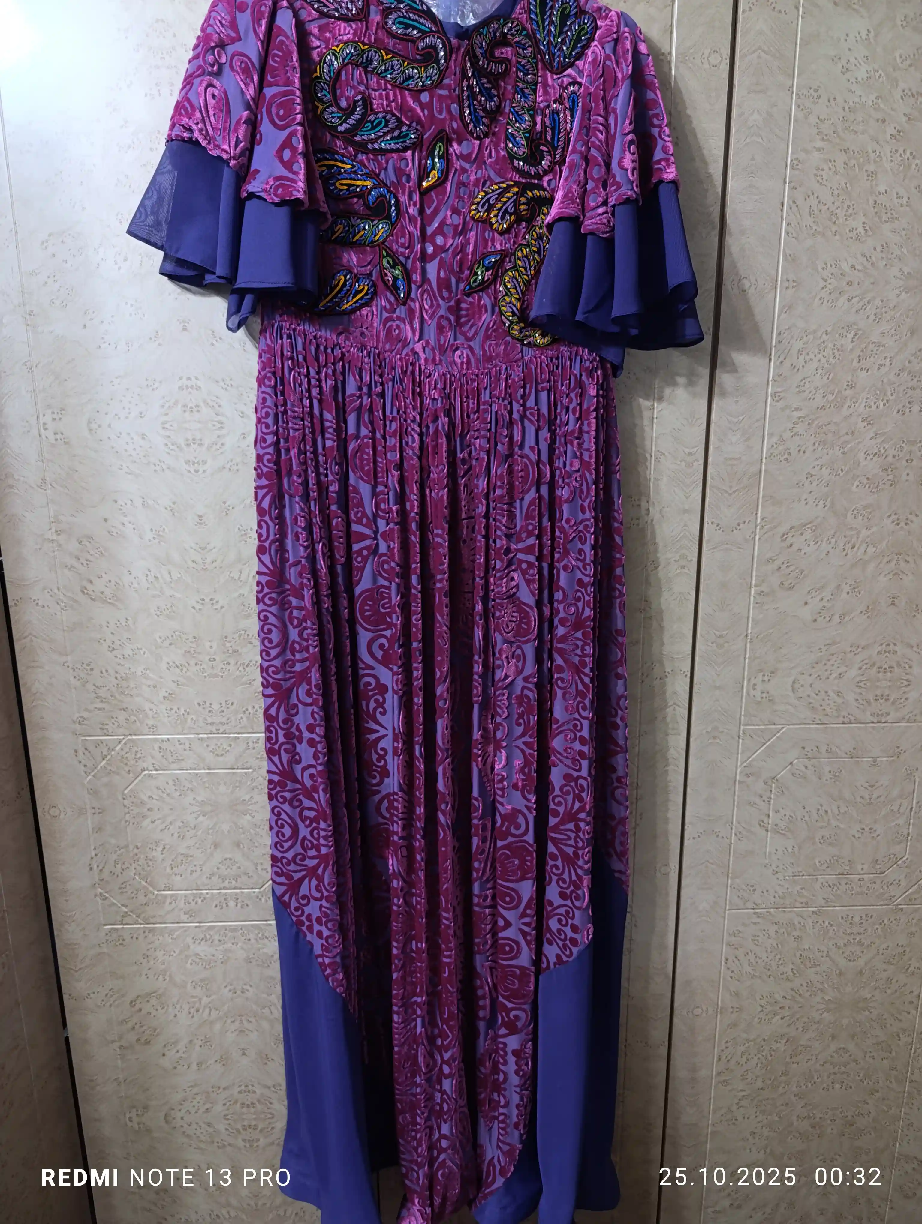 Türkmen fasonlar pombarh fasonlar Fasonlar 2025 fasonlar fason moda modalar Bezen bezen Türkmen fasonlar 2026 Türkmen fasonlar 2025 Türkmen fasonlar 2024 Türkmen fasonlar 2023 turkmenistan türkmenistan turkmen türkmen ashgabat  asgabat aşgabat balkan mary lebap dashoguz dasoguz daşoguz pombarh ponbarhat gulyupek gülýüpek stapel ştapel Gralan Çüýdeşen Abaýa Gadymy Krep Gurultaý 	Keteni Ýüpek Şifon Gipýur Lyon Welwet Atlas Kaşemir Streýç Suzana Ştapel Gülýüpek Pombarh Ýupka Gursakça Aksesuarlar Palto Penjek Okuw eşik Fata Sport eşik Uniforma Nakidka Öýme Şarf kompýuter ýaka ýaglyk Arenda köýnek 2nji el köýnek Taýyn köýnek Matalar Milli lybas milli lybaslar Toý köýnek Toý köýnekler toy koynek toy koynekler gundelik koynekler Gündelik	 
 köýnekler fata koynek Modern taze fason Eskiz koynektm turkmenkoynek türkmenkoynek fason moda moda fasonlar Iş eşik el iş	sada	ýakaly ýakasyz	keşdeli biserli	ýeňli giň nagyşly ýüregi açyk stoýka ýaka ýanly kombinasiýa 	zerli üsti aşak guşakly seçekli gysga ýeňli 