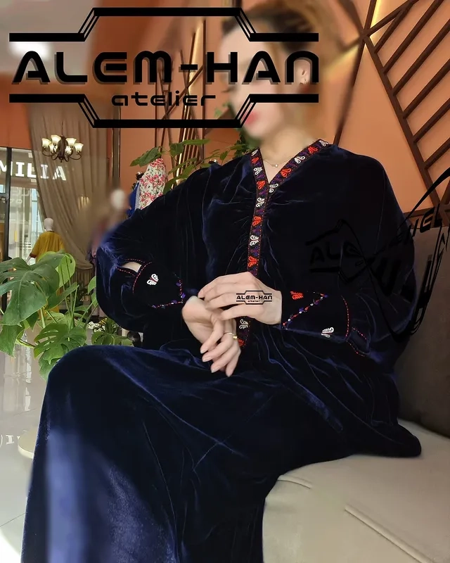 Türkmen fasonlar pombarh fasonlar Fasonlar 2025 fasonlar fason moda modalar Bezen bezen Türkmen fasonlar 2026 Türkmen fasonlar 2025 Türkmen fasonlar 2024 Türkmen fasonlar 2023 turkmenistan türkmenistan turkmen türkmen ashgabat  asgabat aşgabat balkan mary lebap dashoguz dasoguz daşoguz pombarh ponbarhat gulyupek gülýüpek stapel ştapel Gralan Çüýdeşen Abaýa Gadymy Krep Gurultaý 	Keteni Ýüpek Şifon Gipýur Lyon Welwet Atlas Kaşemir Streýç Suzana Ştapel Gülýüpek Pombarh Ýupka Gursakça Aksesuarlar Palto Penjek Okuw eşik Fata Sport eşik Uniforma Nakidka Öýme Şarf kompýuter ýaka ýaglyk Arenda köýnek 2nji el köýnek Taýyn köýnek Matalar Milli lybas milli lybaslar Toý köýnek Toý köýnekler toy koynek toy koynekler gundelik koynekler Gündelik	 
 köýnekler fata koynek Modern taze fason Eskiz koynektm turkmenkoynek türkmenkoynek fason moda moda fasonlar Iş eşik el iş	sada	ýakaly ýakasyz	keşdeli biserli	ýeňli giň nagyşly ýüregi açyk stoýka ýaka ýanly kombinasiýa 	zerli üsti aşak guşakly seçekli gysga ýeňli Panbarhat (Pombarh) Toý köýnek, Modern el iş, ýakasyz, ýeňli, giň, üsti aşak 17-25, 26-35 Gara, Goýy-gök yaz, tomus, guyz