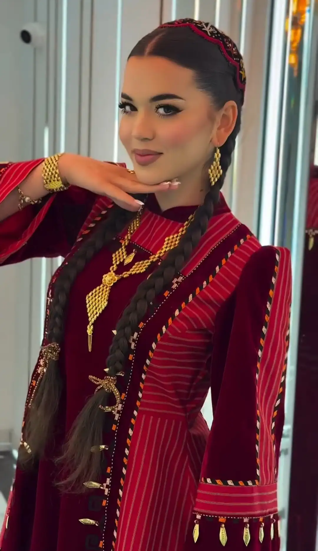 Türkmen fasonlar pombarh fasonlar Fasonlar 2025 fasonlar fason moda modalar Bezen bezen Türkmen fasonlar 2026 Türkmen fasonlar 2025 Türkmen fasonlar 2024 Türkmen fasonlar 2023 turkmenistan türkmenistan turkmen türkmen ashgabat  asgabat aşgabat balkan mary lebap dashoguz dasoguz daşoguz pombarh ponbarhat gulyupek gülýüpek stapel ştapel Gralan Çüýdeşen Abaýa Gadymy Krep Gurultaý 	Keteni Ýüpek Şifon Gipýur Lyon Welwet Atlas Kaşemir Streýç Suzana Ştapel Gülýüpek Pombarh Ýupka Gursakça Aksesuarlar Palto Penjek Okuw eşik Fata Sport eşik Uniforma Nakidka Öýme Şarf kompýuter ýaka ýaglyk Arenda köýnek 2nji el köýnek Taýyn köýnek Matalar Milli lybas milli lybaslar Toý köýnek Toý köýnekler toy koynek toy koynekler gundelik koynekler Gündelik	 
 köýnekler fata koynek Modern taze fason Eskiz koynektm turkmenkoynek türkmenkoynek fason moda moda fasonlar Iş eşik el iş	sada	ýakaly ýakasyz	keşdeli biserli	ýeňli giň nagyşly ýüregi açyk stoýka ýaka ýanly kombinasiýa 	zerli üsti aşak guşakly seçekli gysga ýeňli Keteni, Panbarhat (Pombarh) Toý köýnek, Milli lybas, Uçurym köýnek el iş, keşdeli, ýakaly, ýeňli, giň, kombinasiýa, nagyşly 17-25 Goýy-gyzyl, Gyzyl yaz, guyz