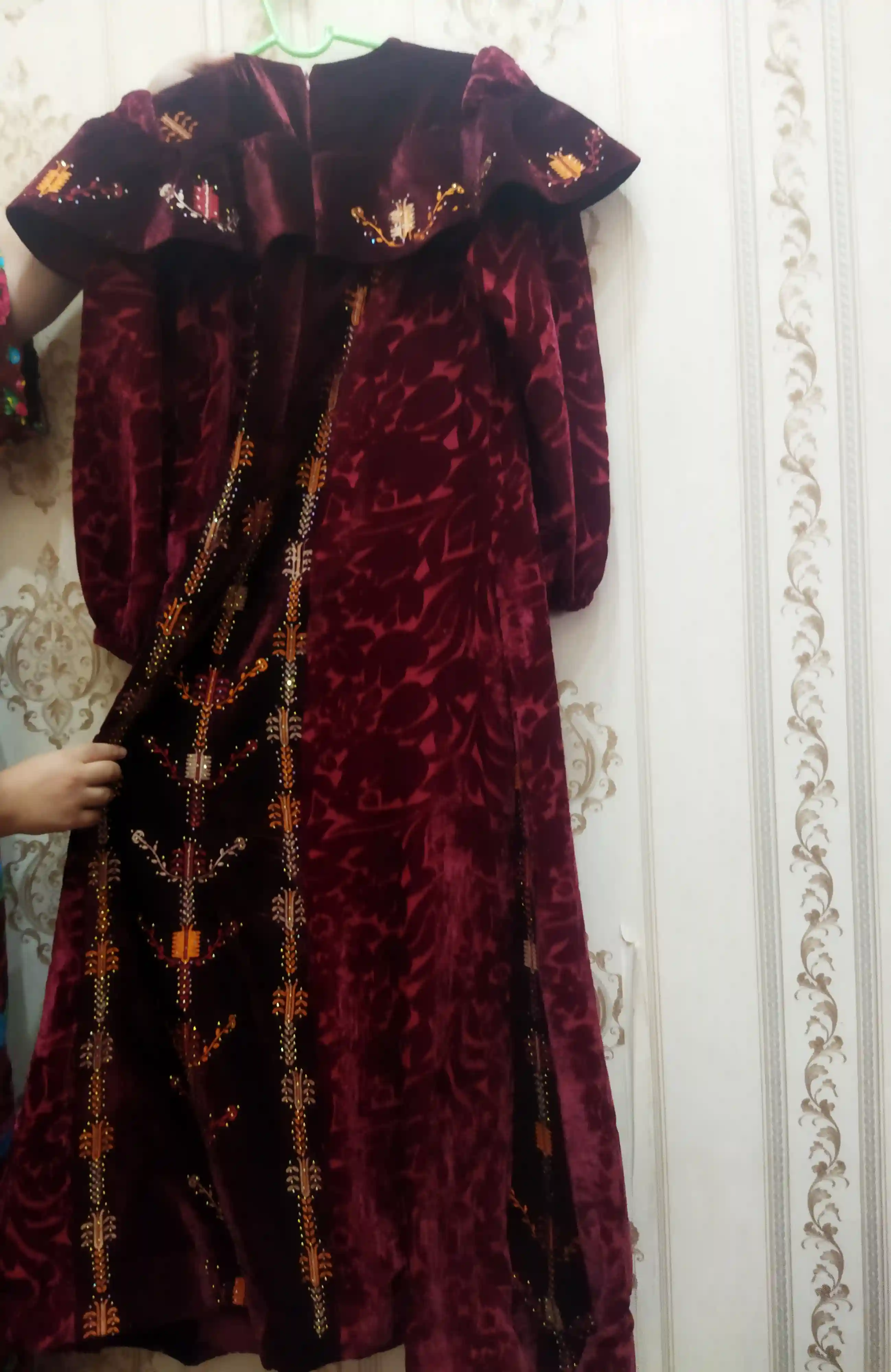 Türkmen fasonlar pombarh fasonlar Fasonlar 2025 fasonlar fason moda modalar Bezen bezen Türkmen fasonlar 2026 Türkmen fasonlar 2025 Türkmen fasonlar 2024 Türkmen fasonlar 2023 turkmenistan türkmenistan turkmen türkmen ashgabat  asgabat aşgabat balkan mary lebap dashoguz dasoguz daşoguz pombarh ponbarhat gulyupek gülýüpek stapel ştapel Gralan Çüýdeşen Abaýa Gadymy Krep Gurultaý 	Keteni Ýüpek Şifon Gipýur Lyon Welwet Atlas Kaşemir Streýç Suzana Ştapel Gülýüpek Pombarh Ýupka Gursakça Aksesuarlar Palto Penjek Okuw eşik Fata Sport eşik Uniforma Nakidka Öýme Şarf kompýuter ýaka ýaglyk Arenda köýnek 2nji el köýnek Taýyn köýnek Matalar Milli lybas milli lybaslar Toý köýnek Toý köýnekler toy koynek toy koynekler gundelik koynekler Gündelik	 
 köýnekler fata koynek Modern taze fason Eskiz koynektm turkmenkoynek türkmenkoynek fason moda moda fasonlar Iş eşik el iş	sada	ýakaly ýakasyz	keşdeli biserli	ýeňli giň nagyşly ýüregi açyk stoýka ýaka ýanly kombinasiýa 	zerli üsti aşak guşakly seçekli gysga ýeňli Panbarhat (Pombarh) Toý köýnek kompýuter ýaka 17-25 Goýy-gyzyl  2nji el