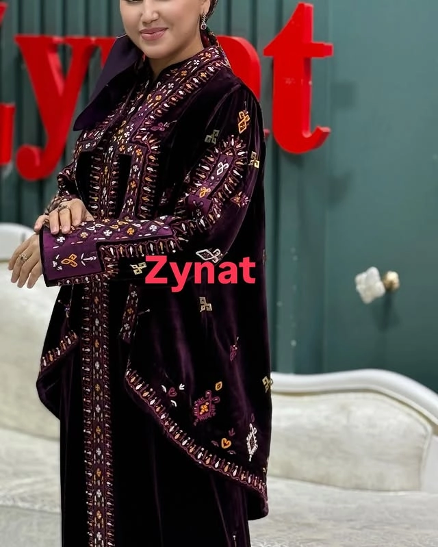 Türkmen fasonlar pombarh fasonlar Fasonlar 2025 fasonlar fason moda modalar Bezen bezen Türkmen fasonlar 2026 Türkmen fasonlar 2025 Türkmen fasonlar 2024 Türkmen fasonlar 2023 turkmenistan türkmenistan turkmen türkmen ashgabat  asgabat aşgabat balkan mary lebap dashoguz dasoguz daşoguz pombarh ponbarhat gulyupek gülýüpek stapel ştapel Gralan Çüýdeşen Abaýa Gadymy Krep Gurultaý 	Keteni Ýüpek Şifon Gipýur Lyon Welwet Atlas Kaşemir Streýç Suzana Ştapel Gülýüpek Pombarh Ýupka Gursakça Aksesuarlar Palto Penjek Okuw eşik Fata Sport eşik Uniforma Nakidka Öýme Şarf kompýuter ýaka ýaglyk Arenda köýnek 2nji el köýnek Taýyn köýnek Matalar Milli lybas milli lybaslar Toý köýnek Toý köýnekler toy koynek toy koynekler gundelik koynekler Gündelik	 
 köýnekler fata koynek Modern taze fason Eskiz koynektm turkmenkoynek türkmenkoynek fason moda moda fasonlar Iş eşik el iş	sada	ýakaly ýakasyz	keşdeli biserli	ýeňli giň nagyşly ýüregi açyk stoýka ýaka ýanly kombinasiýa 	zerli üsti aşak guşakly seçekli gysga ýeňli Panbarhat (Pombarh) Milli lybas el iş, keşdeli, ýakaly, ýeňli, giň, nagyşly 26-35, 35+ #4B2C75 gysh