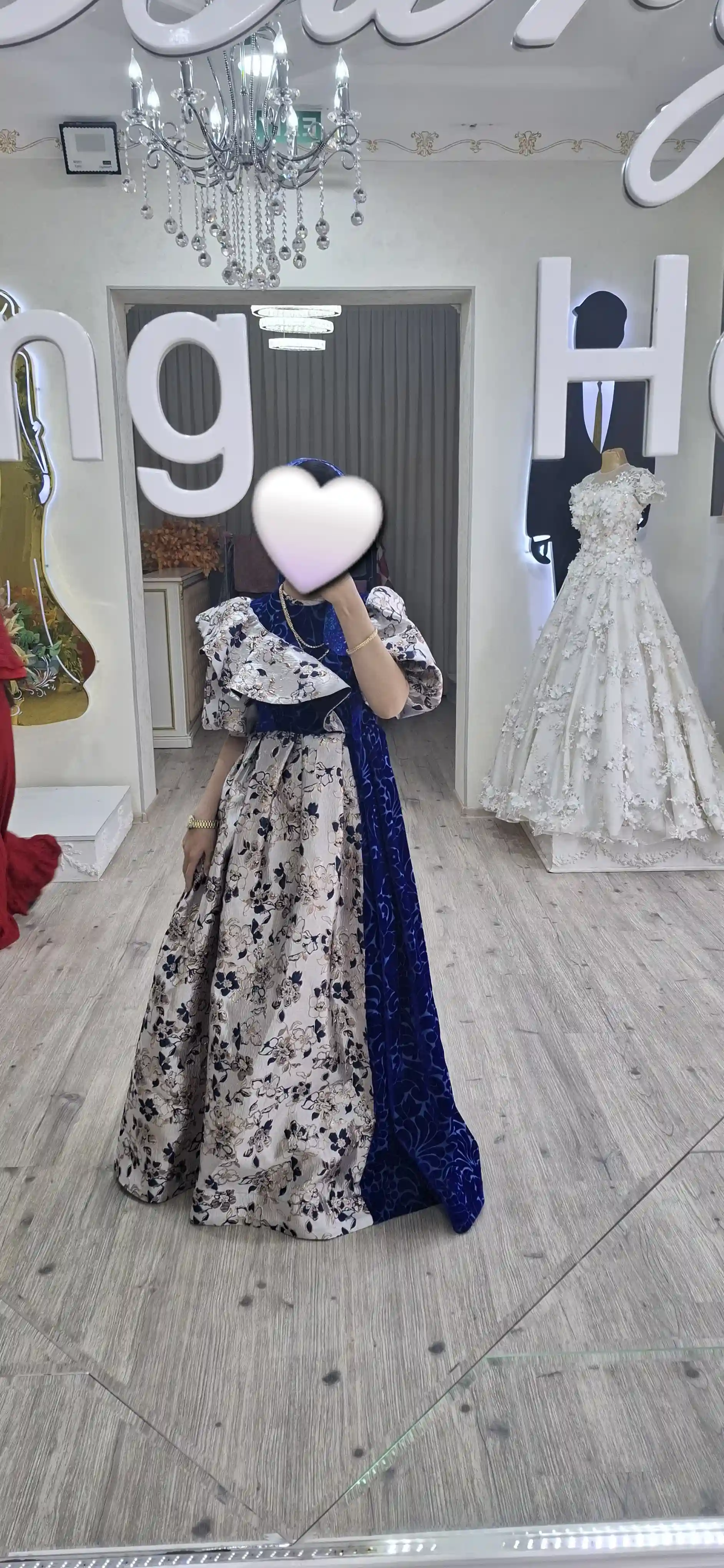 Türkmen fasonlar pombarh fasonlar Fasonlar 2025 fasonlar fason moda modalar Bezen bezen Türkmen fasonlar 2026 Türkmen fasonlar 2025 Türkmen fasonlar 2024 Türkmen fasonlar 2023 turkmenistan türkmenistan turkmen türkmen ashgabat  asgabat aşgabat balkan mary lebap dashoguz dasoguz daşoguz pombarh ponbarhat gulyupek gülýüpek stapel ştapel Gralan Çüýdeşen Abaýa Gadymy Krep Gurultaý 	Keteni Ýüpek Şifon Gipýur Lyon Welwet Atlas Kaşemir Streýç Suzana Ştapel Gülýüpek Pombarh Ýupka Gursakça Aksesuarlar Palto Penjek Okuw eşik Fata Sport eşik Uniforma Nakidka Öýme Şarf kompýuter ýaka ýaglyk Arenda köýnek 2nji el köýnek Taýyn köýnek Matalar Milli lybas milli lybaslar Toý köýnek Toý köýnekler toy koynek toy koynekler gundelik koynekler Gündelik	 
 köýnekler fata koynek Modern taze fason Eskiz koynektm turkmenkoynek türkmenkoynek fason moda moda fasonlar Iş eşik el iş	sada	ýakaly ýakasyz	keşdeli biserli	ýeňli giň nagyşly ýüregi açyk stoýka ýaka ýanly kombinasiýa 	zerli üsti aşak guşakly seçekli gysga ýeňli Panbarhat (Pombarh), Parça Toý köýnek el iş, ýakasyz, gysga ýeňli, giň, kombinasiýa 17-25, 26-35 Wizon, Goýy-gök yaz, tomus, guyz 2nji el