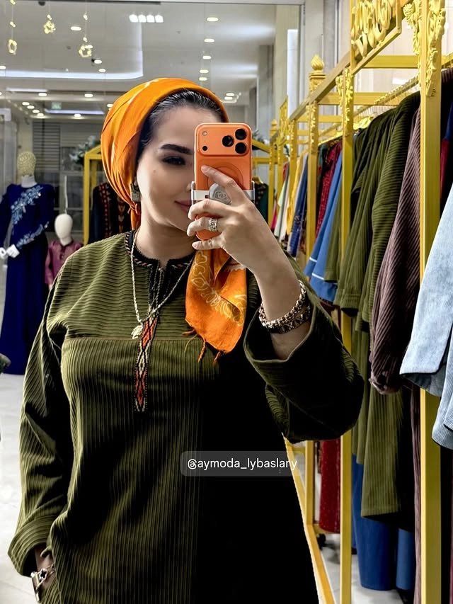 Türkmen fasonlar pombarh fasonlar Fasonlar 2025 fasonlar fason moda modalar Bezen bezen Türkmen fasonlar 2026 Türkmen fasonlar 2025 Türkmen fasonlar 2024 Türkmen fasonlar 2023 turkmenistan türkmenistan turkmen türkmen ashgabat  asgabat aşgabat balkan mary lebap dashoguz dasoguz daşoguz pombarh ponbarhat gulyupek gülýüpek stapel ştapel Gralan Çüýdeşen Abaýa Gadymy Krep Gurultaý 	Keteni Ýüpek Şifon Gipýur Lyon Welwet Atlas Kaşemir Streýç Suzana Ştapel Gülýüpek Pombarh Ýupka Gursakça Aksesuarlar Palto Penjek Okuw eşik Fata Sport eşik Uniforma Nakidka Öýme Şarf kompýuter ýaka ýaglyk Arenda köýnek 2nji el köýnek Taýyn köýnek Matalar Milli lybas milli lybaslar Toý köýnek Toý köýnekler toy koynek toy koynekler gundelik koynekler Gündelik	 
 köýnekler fata koynek Modern taze fason Eskiz koynektm turkmenkoynek türkmenkoynek fason moda moda fasonlar Iş eşik el iş	sada	ýakaly ýakasyz	keşdeli biserli	ýeňli giň nagyşly ýüregi açyk stoýka ýaka ýanly kombinasiýa 	zerli üsti aşak guşakly seçekli gysga ýeňli 