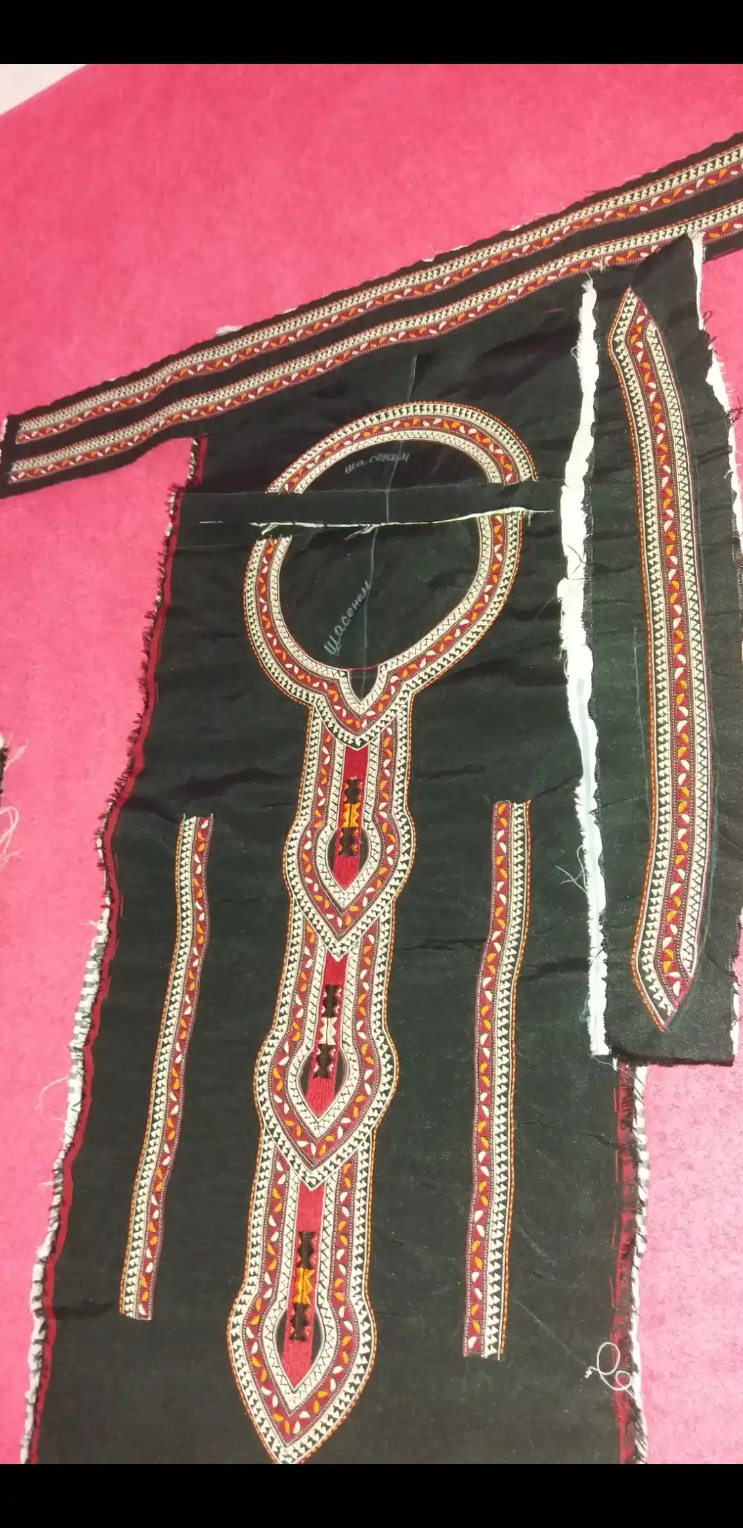 Türkmen fasonlar pombarh fasonlar Fasonlar 2025 fasonlar fason moda modalar Bezen bezen Türkmen fasonlar 2026 Türkmen fasonlar 2025 Türkmen fasonlar 2024 Türkmen fasonlar 2023 turkmenistan türkmenistan turkmen türkmen ashgabat  asgabat aşgabat balkan mary lebap dashoguz dasoguz daşoguz pombarh ponbarhat gulyupek gülýüpek stapel ştapel Gralan Çüýdeşen Abaýa Gadymy Krep Gurultaý 	Keteni Ýüpek Şifon Gipýur Lyon Welwet Atlas Kaşemir Streýç Suzana Ştapel Gülýüpek Pombarh Ýupka Gursakça Aksesuarlar Palto Penjek Okuw eşik Fata Sport eşik Uniforma Nakidka Öýme Şarf kompýuter ýaka ýaglyk Arenda köýnek 2nji el köýnek Taýyn köýnek Matalar Milli lybas milli lybaslar Toý köýnek Toý köýnekler toy koynek toy koynekler gundelik koynekler Gündelik	 
 köýnekler fata koynek Modern taze fason Eskiz koynektm turkmenkoynek türkmenkoynek fason moda moda fasonlar Iş eşik el iş	sada	ýakaly ýakasyz	keşdeli biserli	ýeňli giň nagyşly ýüregi açyk stoýka ýaka ýanly kombinasiýa 	zerli üsti aşak guşakly seçekli gysga ýeňli 