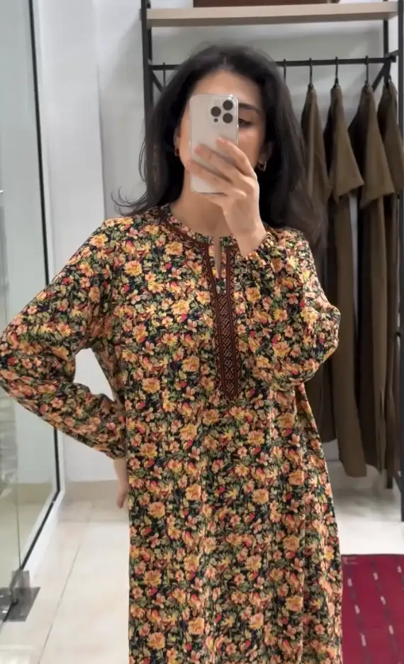 Türkmen fasonlar pombarh fasonlar Fasonlar 2025 fasonlar fason moda modalar Bezen bezen Türkmen fasonlar 2026 Türkmen fasonlar 2025 Türkmen fasonlar 2024 Türkmen fasonlar 2023 turkmenistan türkmenistan turkmen türkmen ashgabat  asgabat aşgabat balkan mary lebap dashoguz dasoguz daşoguz pombarh ponbarhat gulyupek gülýüpek stapel ştapel Gralan Çüýdeşen Abaýa Gadymy Krep Gurultaý 	Keteni Ýüpek Şifon Gipýur Lyon Welwet Atlas Kaşemir Streýç Suzana Ştapel Gülýüpek Pombarh Ýupka Gursakça Aksesuarlar Palto Penjek Okuw eşik Fata Sport eşik Uniforma Nakidka Öýme Şarf kompýuter ýaka ýaglyk Arenda köýnek 2nji el köýnek Taýyn köýnek Matalar Milli lybas milli lybaslar Toý köýnek Toý köýnekler toy koynek toy koynekler gundelik koynekler Gündelik	 
 köýnekler fata koynek Modern taze fason Eskiz koynektm turkmenkoynek türkmenkoynek fason moda moda fasonlar Iş eşik el iş	sada	ýakaly ýakasyz	keşdeli biserli	ýeňli giň nagyşly ýüregi açyk stoýka ýaka ýanly kombinasiýa 	zerli üsti aşak guşakly seçekli gysga ýeňli Ştapel Gündelik ýakaly, ýeňli, giň 17-25, 26-35  yaz, tomus, guyz