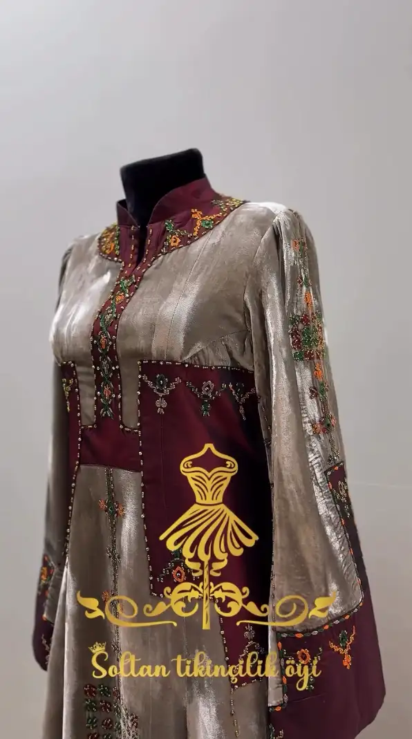 Türkmen fasonlar pombarh fasonlar Fasonlar 2025 fasonlar fason moda modalar Bezen bezen Türkmen fasonlar 2026 Türkmen fasonlar 2025 Türkmen fasonlar 2024 Türkmen fasonlar 2023 turkmenistan türkmenistan turkmen türkmen ashgabat  asgabat aşgabat balkan mary lebap dashoguz dasoguz daşoguz pombarh ponbarhat gulyupek gülýüpek stapel ştapel Gralan Çüýdeşen Abaýa Gadymy Krep Gurultaý 	Keteni Ýüpek Şifon Gipýur Lyon Welwet Atlas Kaşemir Streýç Suzana Ştapel Gülýüpek Pombarh Ýupka Gursakça Aksesuarlar Palto Penjek Okuw eşik Fata Sport eşik Uniforma Nakidka Öýme Şarf kompýuter ýaka ýaglyk Arenda köýnek 2nji el köýnek Taýyn köýnek Matalar Milli lybas milli lybaslar Toý köýnek Toý köýnekler toy koynek toy koynekler gundelik koynekler Gündelik	 
 köýnekler fata koynek Modern taze fason Eskiz koynektm turkmenkoynek türkmenkoynek fason moda moda fasonlar Iş eşik el iş	sada	ýakaly ýakasyz	keşdeli biserli	ýeňli giň nagyşly ýüregi açyk stoýka ýaka ýanly kombinasiýa 	zerli üsti aşak guşakly seçekli gysga ýeňli 