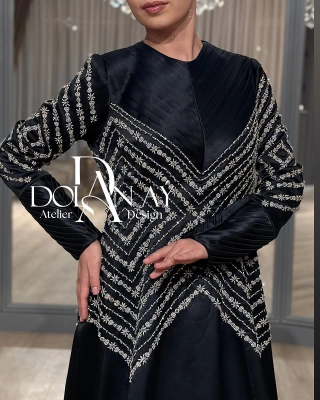 Türkmen fasonlar pombarh fasonlar Fasonlar 2025 fasonlar fason moda modalar Bezen bezen Türkmen fasonlar 2026 Türkmen fasonlar 2025 Türkmen fasonlar 2024 Türkmen fasonlar 2023 turkmenistan türkmenistan turkmen türkmen ashgabat  asgabat aşgabat balkan mary lebap dashoguz dasoguz daşoguz pombarh ponbarhat gulyupek gülýüpek stapel ştapel Gralan Çüýdeşen Abaýa Gadymy Krep Gurultaý 	Keteni Ýüpek Şifon Gipýur Lyon Welwet Atlas Kaşemir Streýç Suzana Ştapel Gülýüpek Pombarh Ýupka Gursakça Aksesuarlar Palto Penjek Okuw eşik Fata Sport eşik Uniforma Nakidka Öýme Şarf kompýuter ýaka ýaglyk Arenda köýnek 2nji el köýnek Taýyn köýnek Matalar Milli lybas milli lybaslar Toý köýnek Toý köýnekler toy koynek toy koynekler gundelik koynekler Gündelik	 
 köýnekler fata koynek Modern taze fason Eskiz koynektm turkmenkoynek türkmenkoynek fason moda moda fasonlar Iş eşik el iş	sada	ýakaly ýakasyz	keşdeli biserli	ýeňli giň nagyşly ýüregi açyk stoýka ýaka ýanly kombinasiýa 	zerli üsti aşak guşakly seçekli gysga ýeňli Lyon, Şantu Toý köýnek el iş, ýakasyz, biserli, ýeňli, giň, nagyşly 17-25, 26-35 Gara yaz, tomus